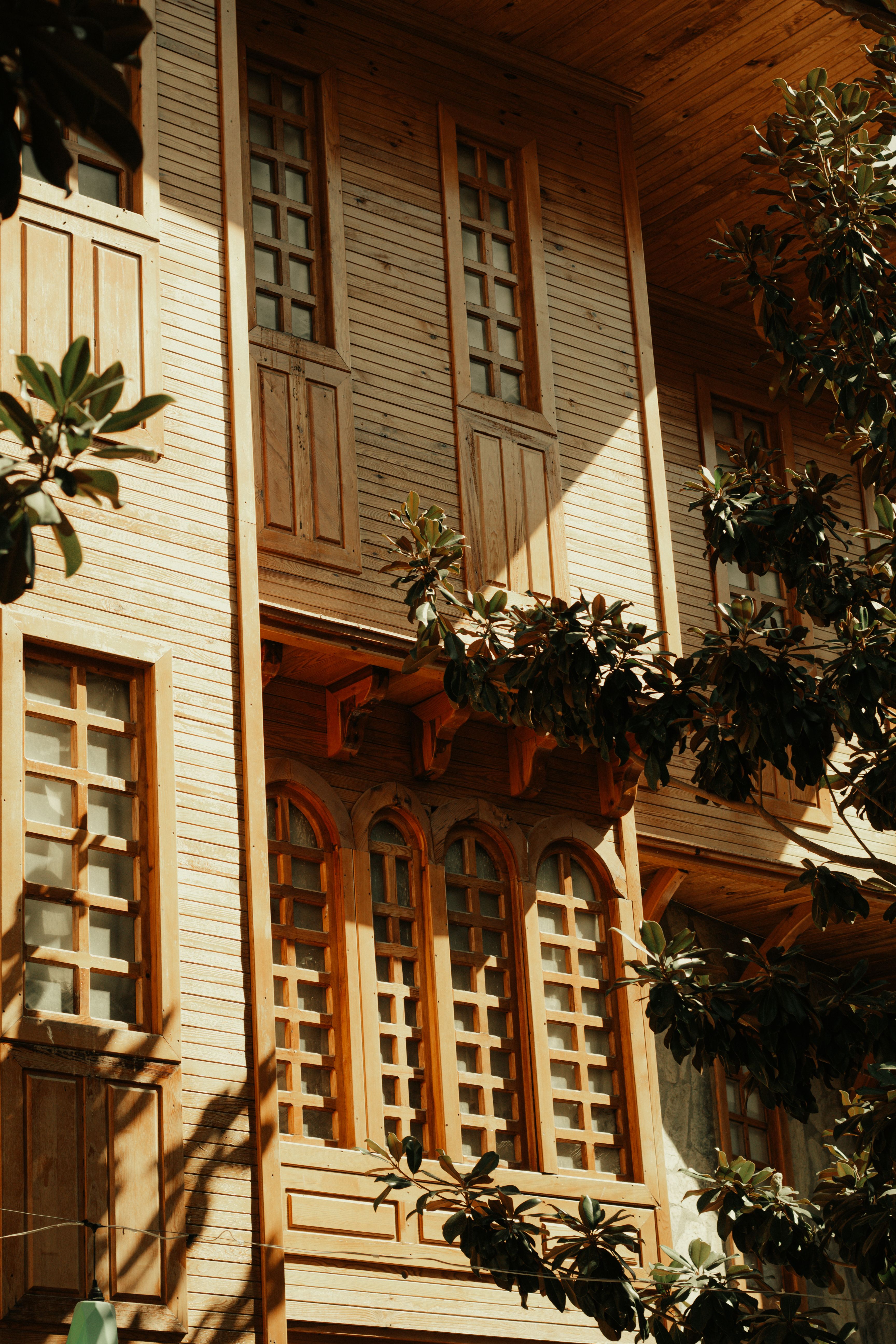 Traditional Wooden Architecture in Sunlight · Free Stock Photo