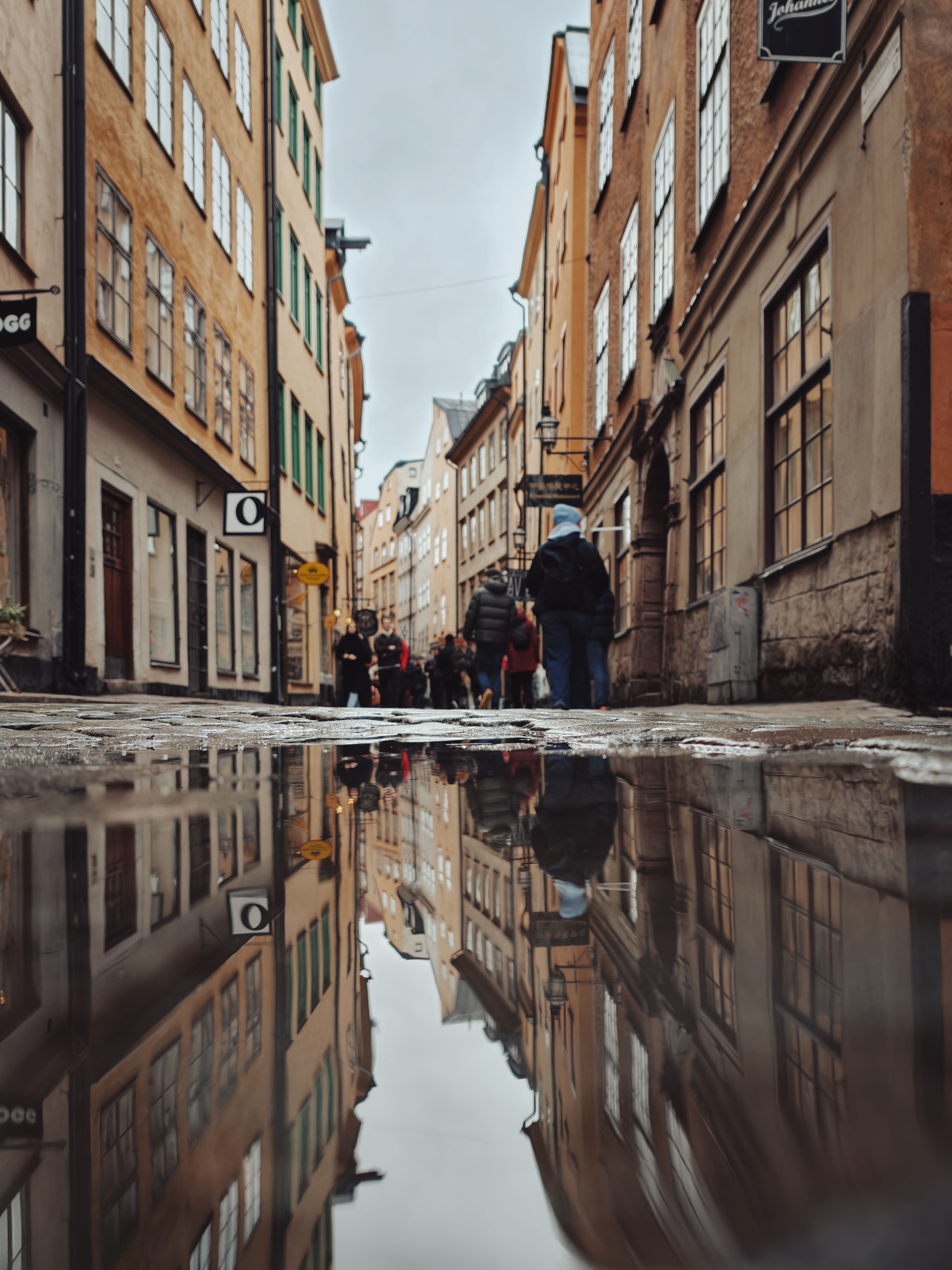 Charming Street in Historic European City · Free Stock Photo