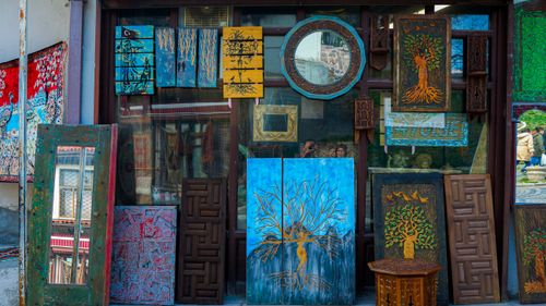 Free Vibrant artwork and decor displayed at a shop in Ankara, Türkiye, showcasing local artistry. Stock Photo