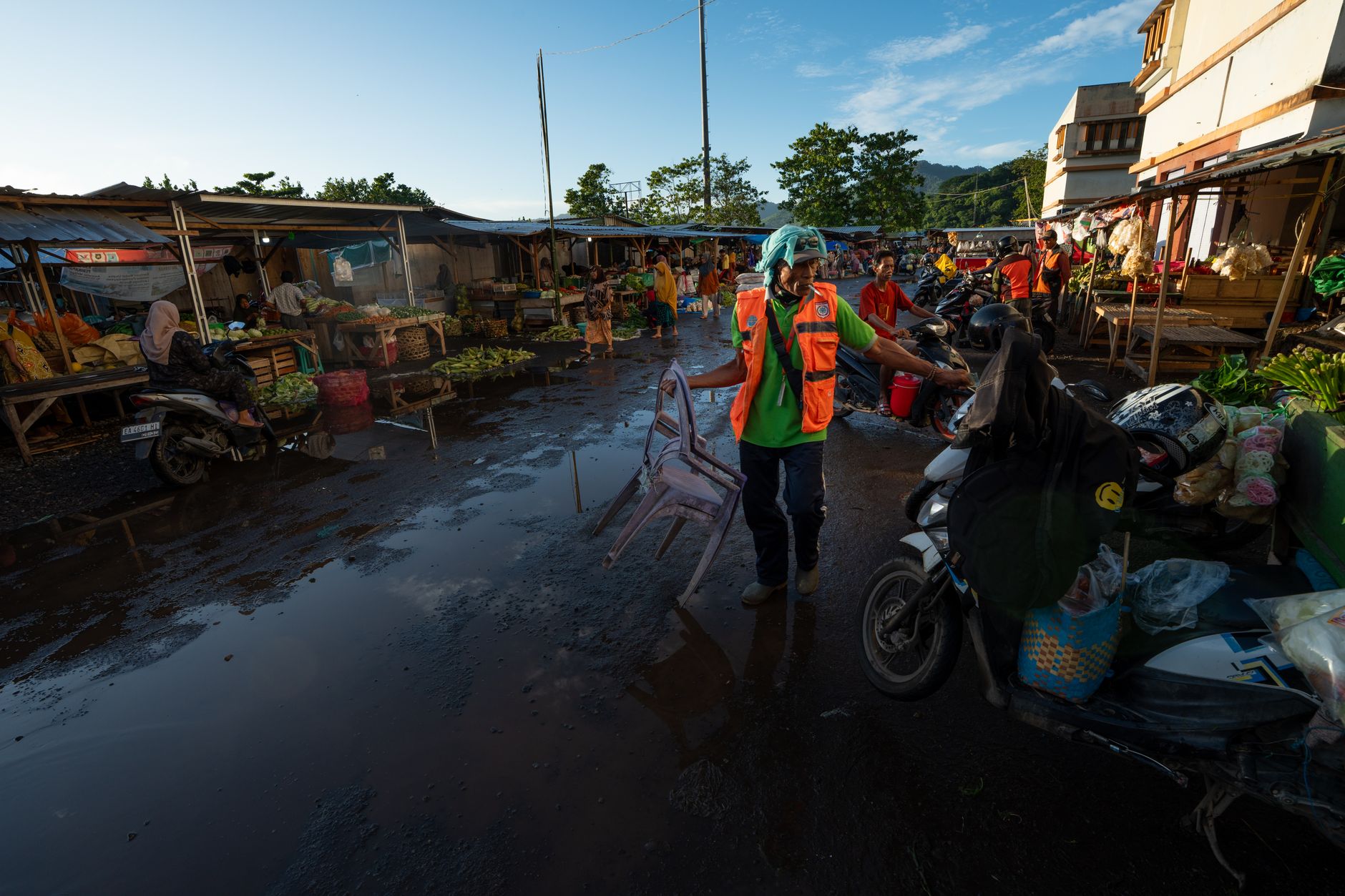 Jaga Daya Beli Masyarakat, Pemerintah Siapkan Bantuan Pangan dan Subsidi Upah di Kuartal IV