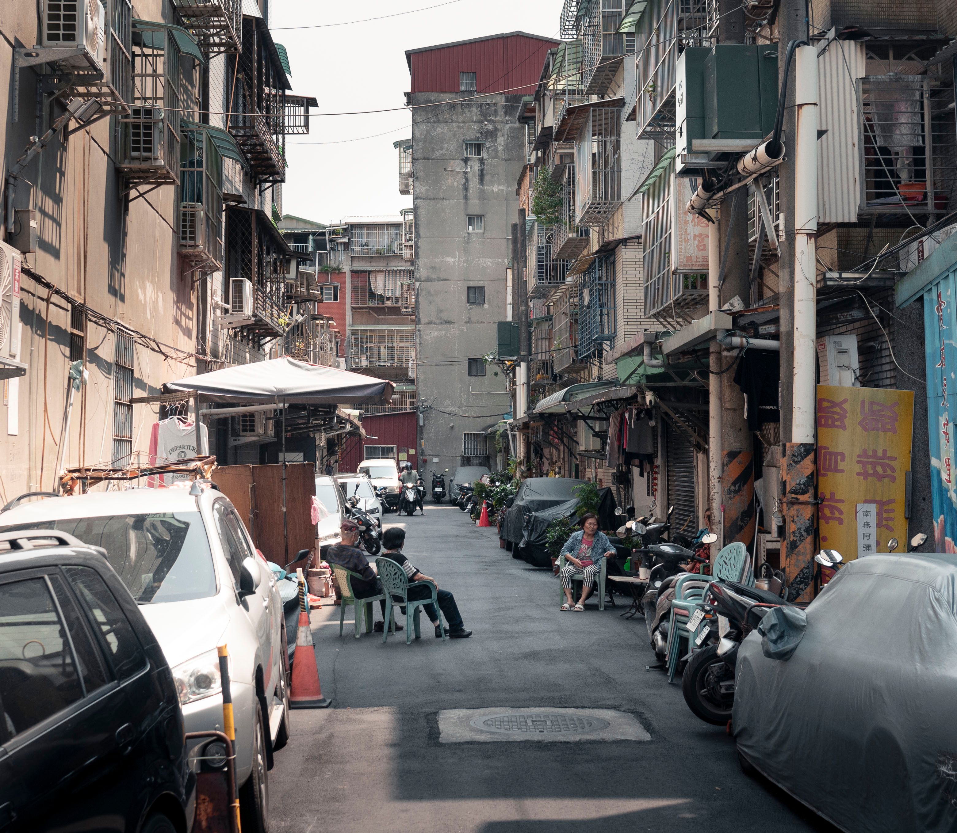 local neighborhood street view