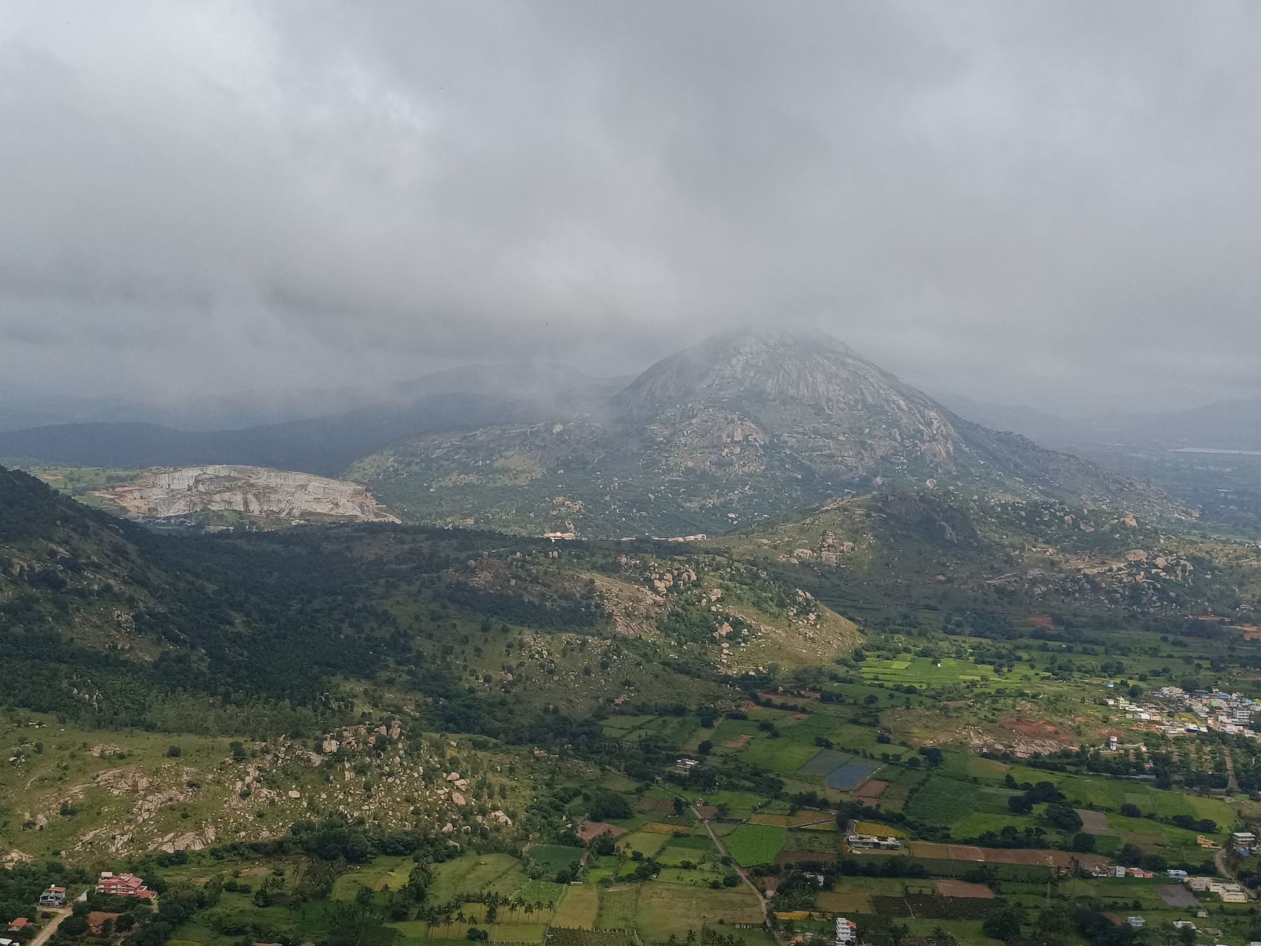 Aravalli Hills: A Guided Day Hike from Gurugram