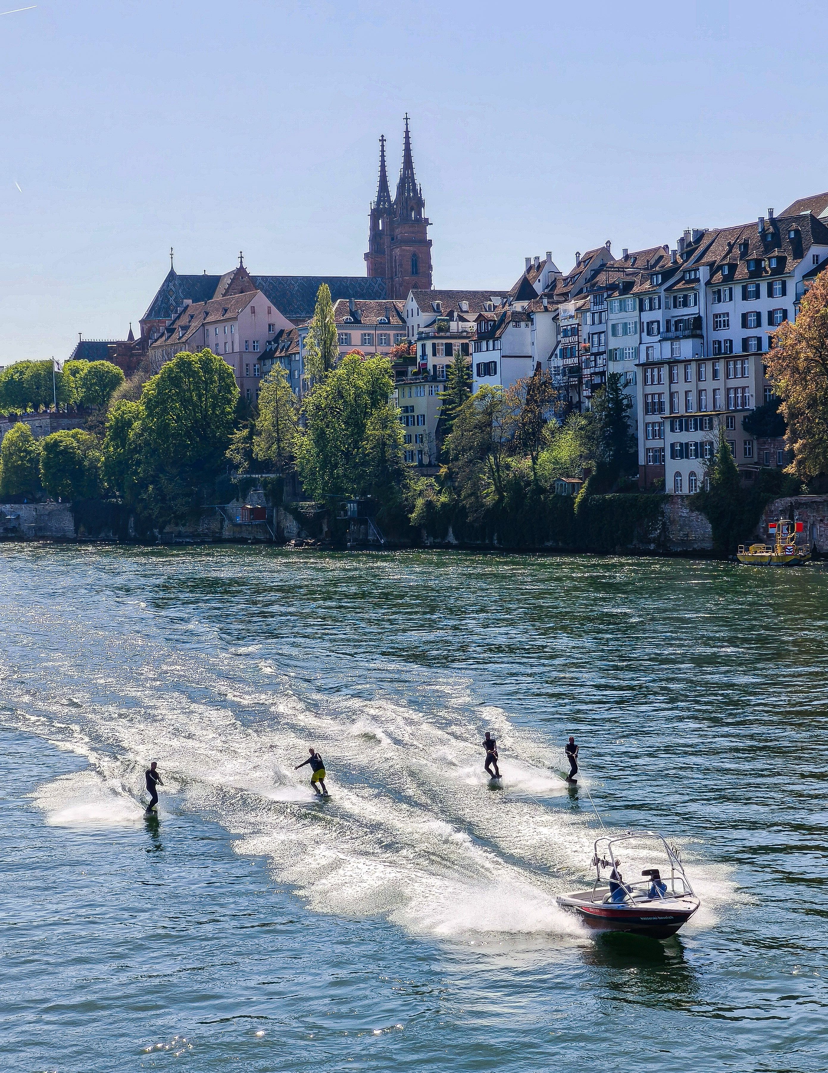 Water Skiing on the Rhine in Basel · Free Stock Photo