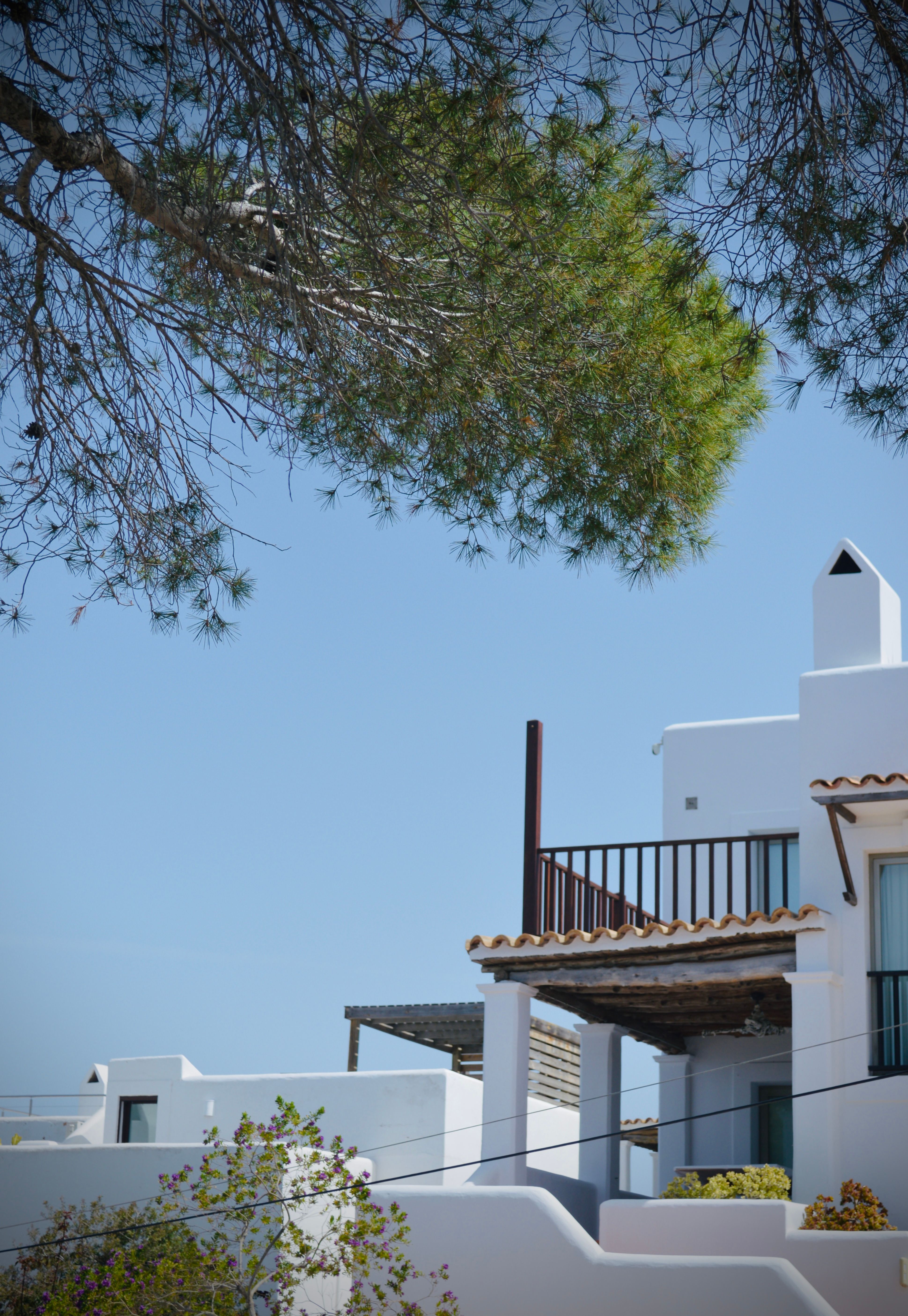Mediterrane villa met zwembad op zonnig eiland