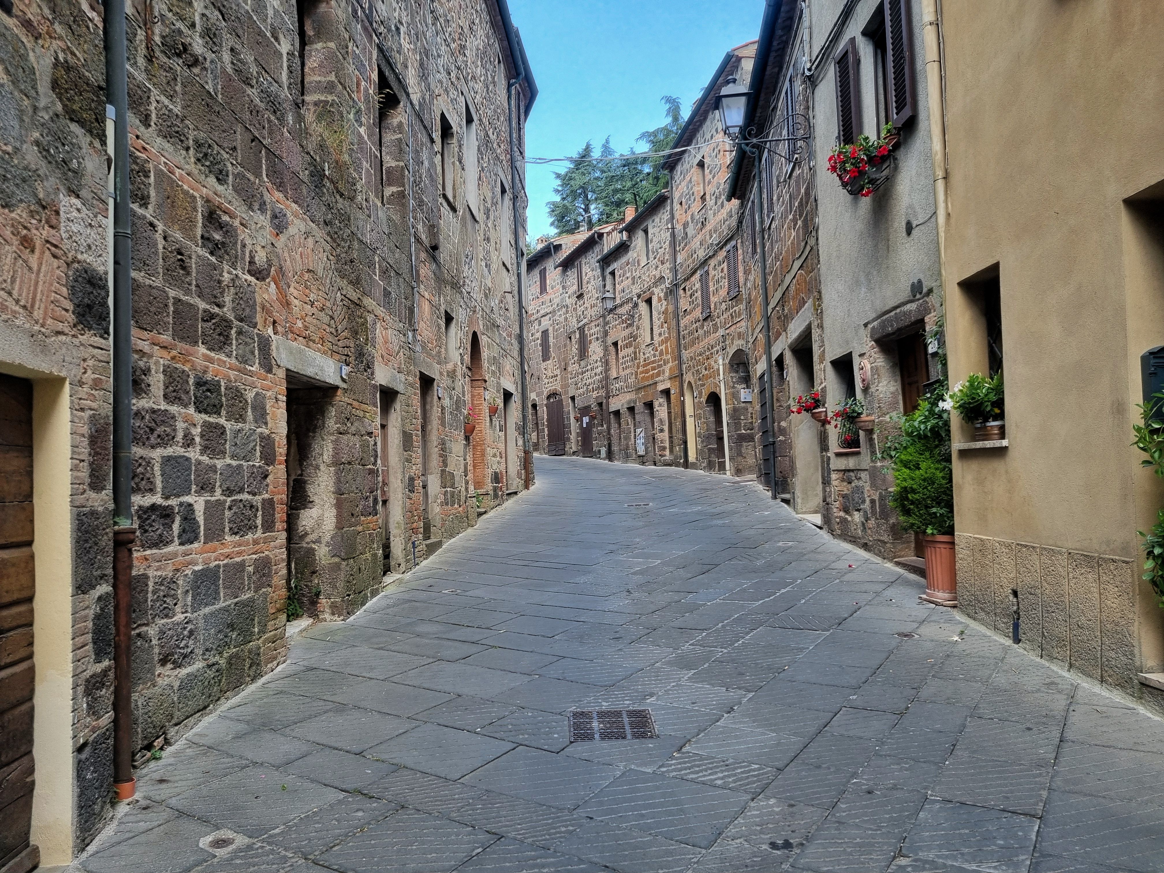 Chiesa di Santa Maria Maddalena and the Old Fishermen's Quarter