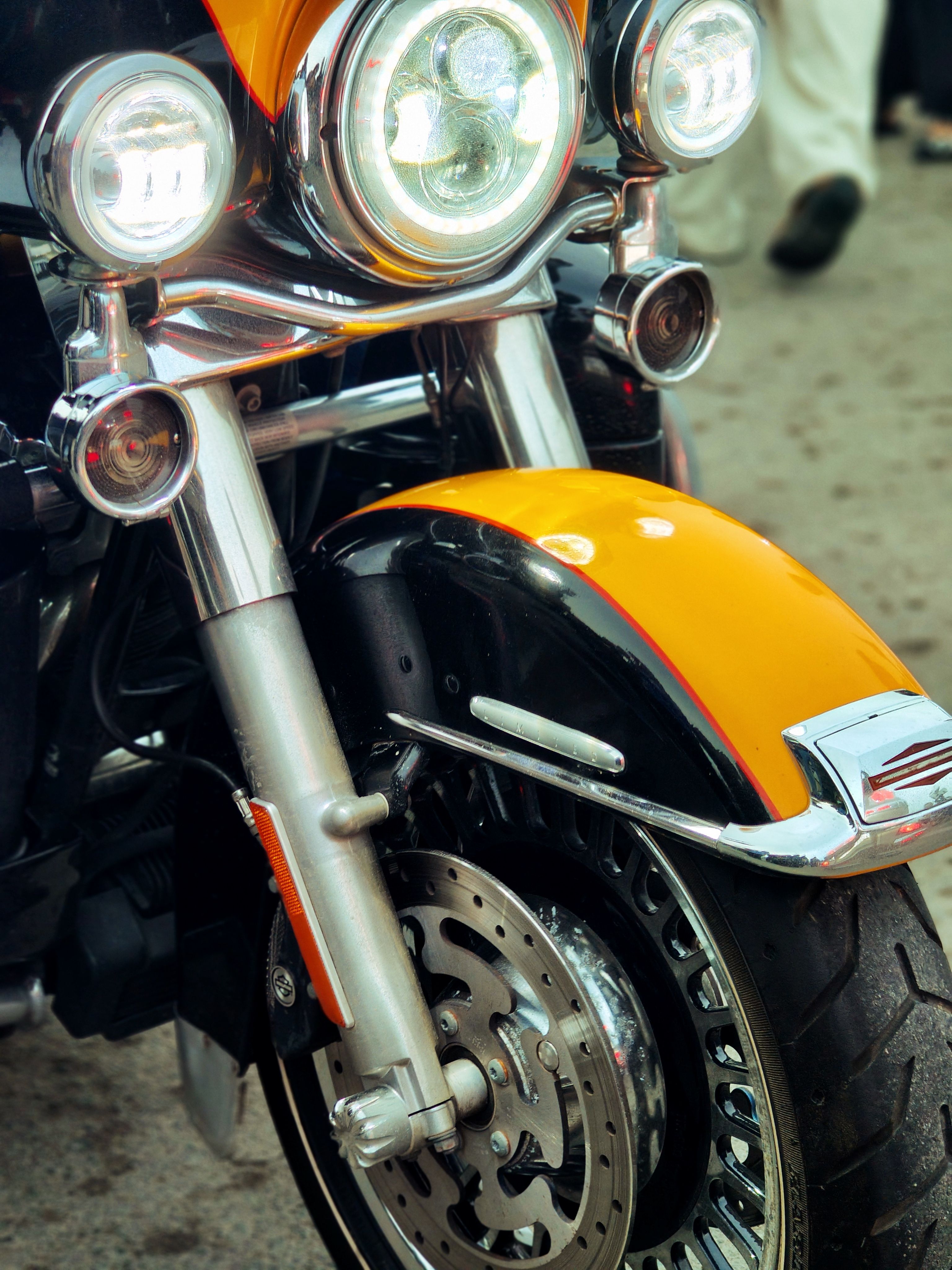 Close-up of Classic Motorcycle Front in Dubai · Free Stock Photo