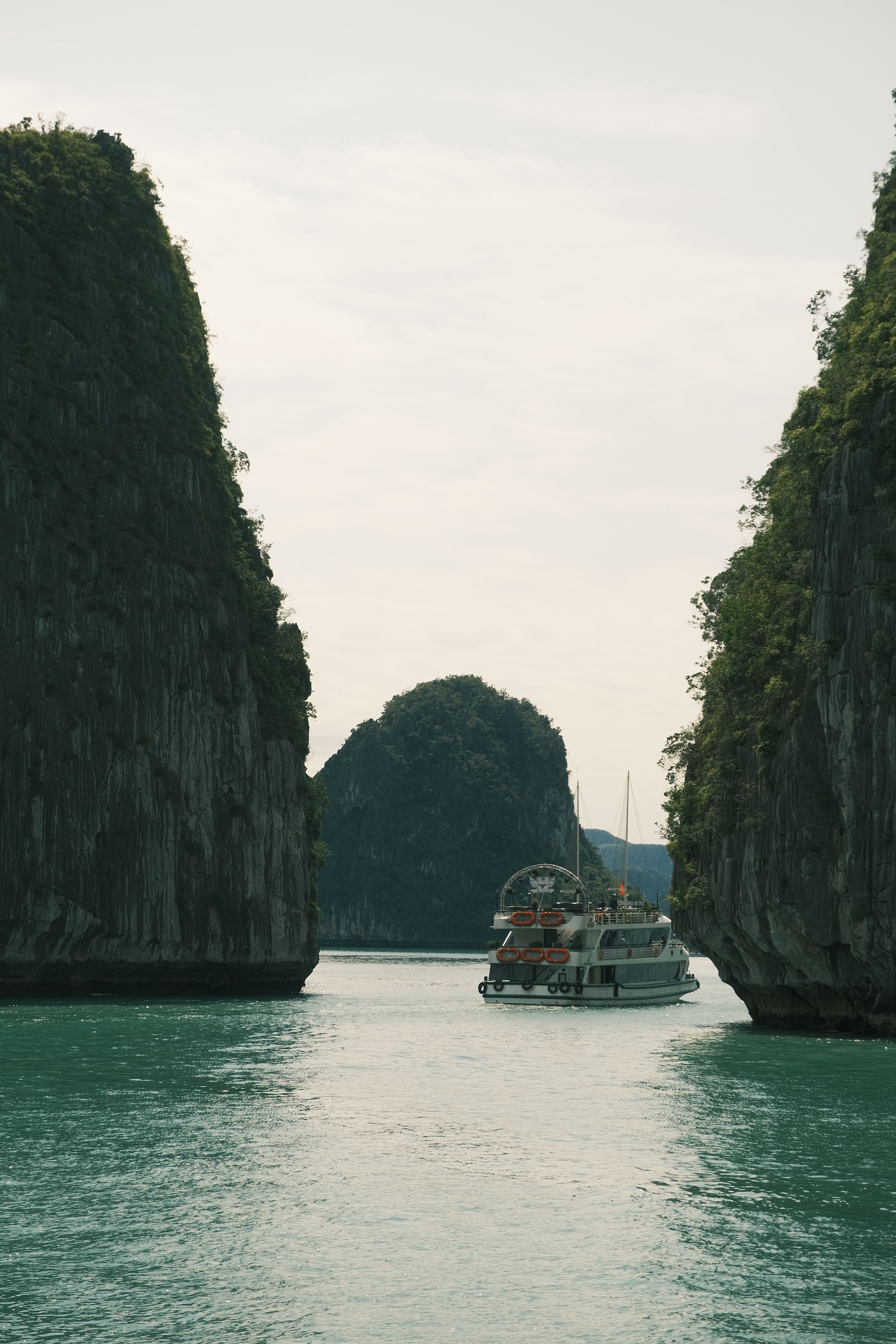 Halong Bay boat cruise, Vietnam