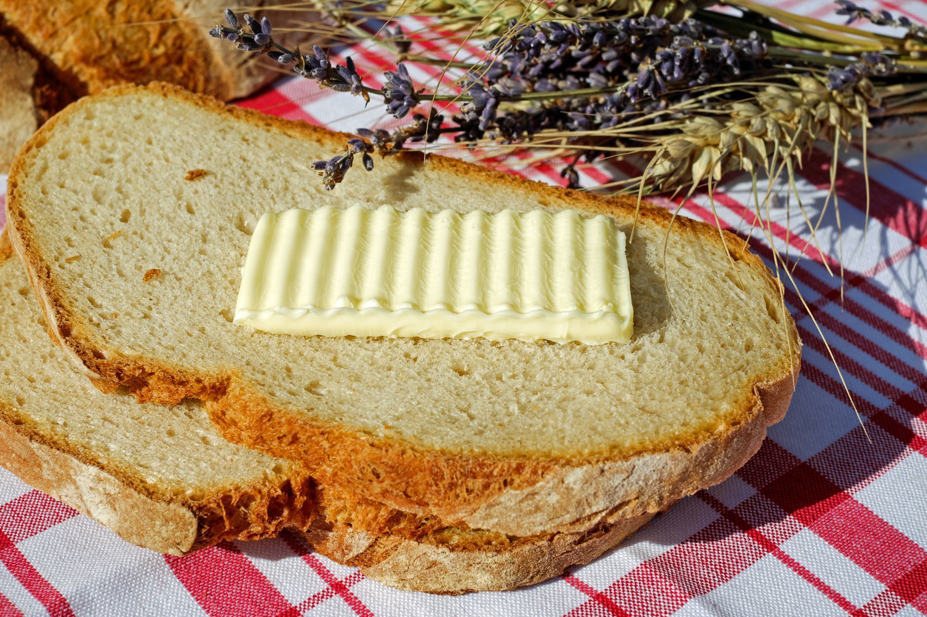 Grillbrot mit Kräuterbutter