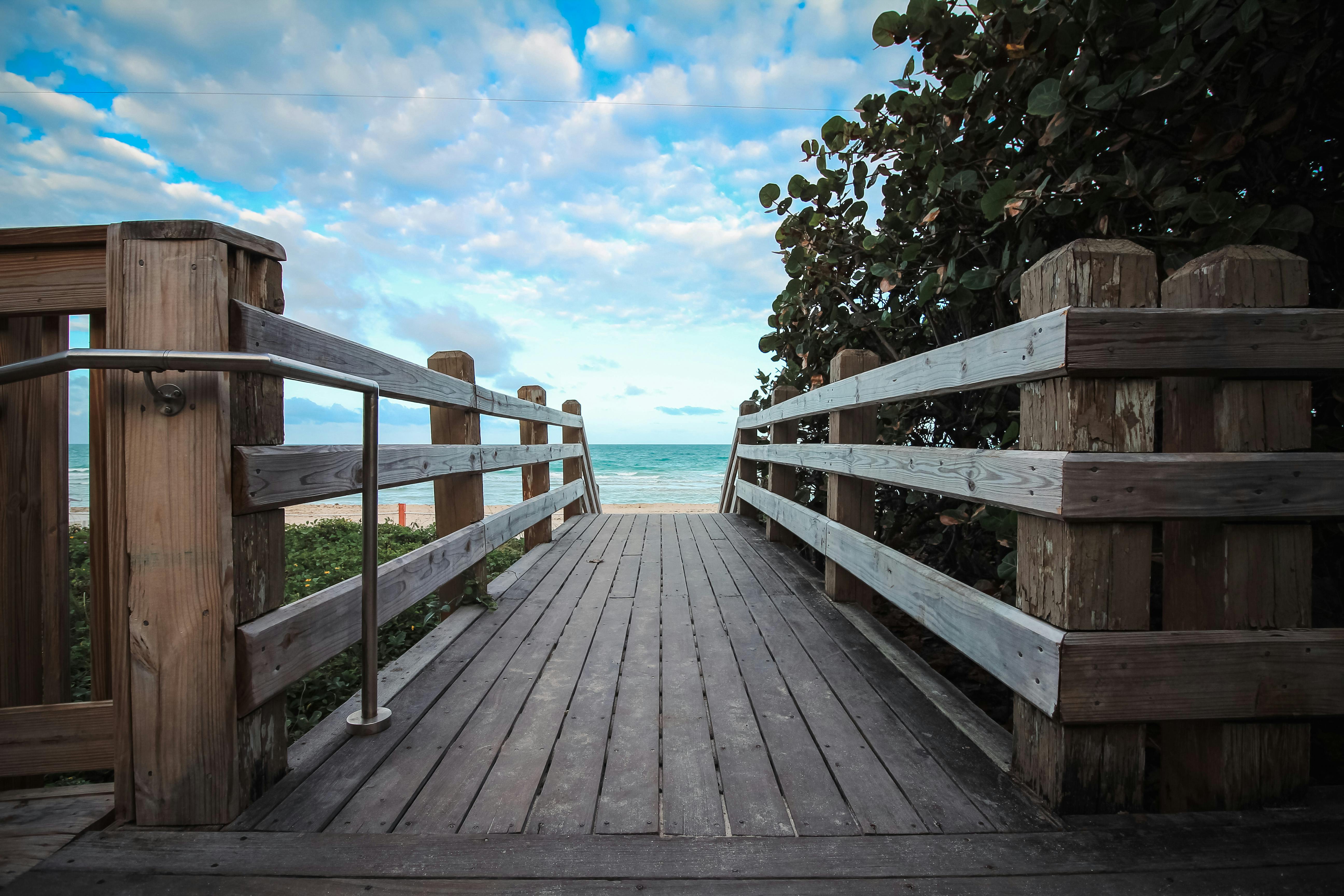 South Florida small businesses operate with thin financial cushions despite some positive impacts from AI, tariffs — Photo by