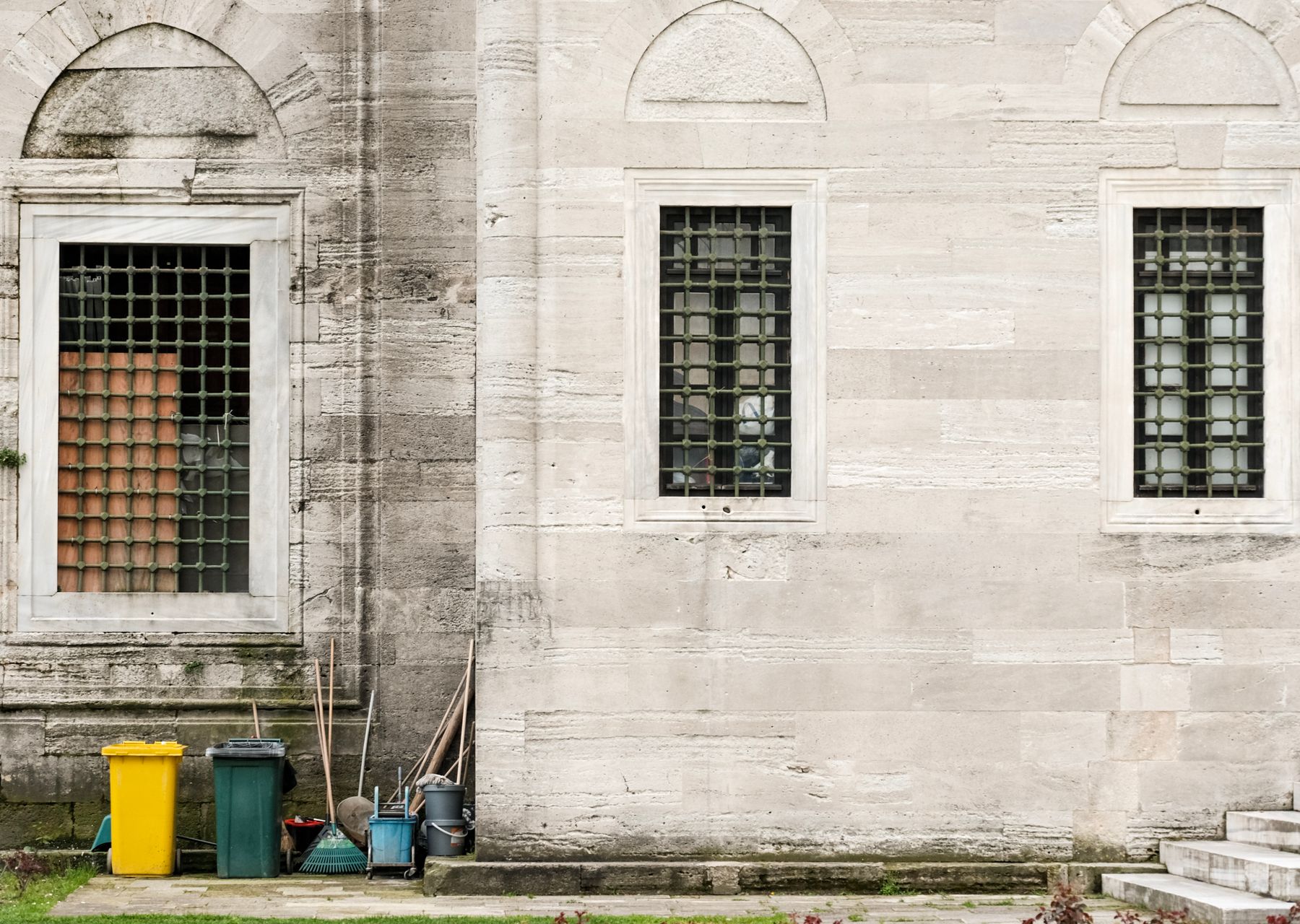 Professional removals crew at work — house clearance Kentish Town