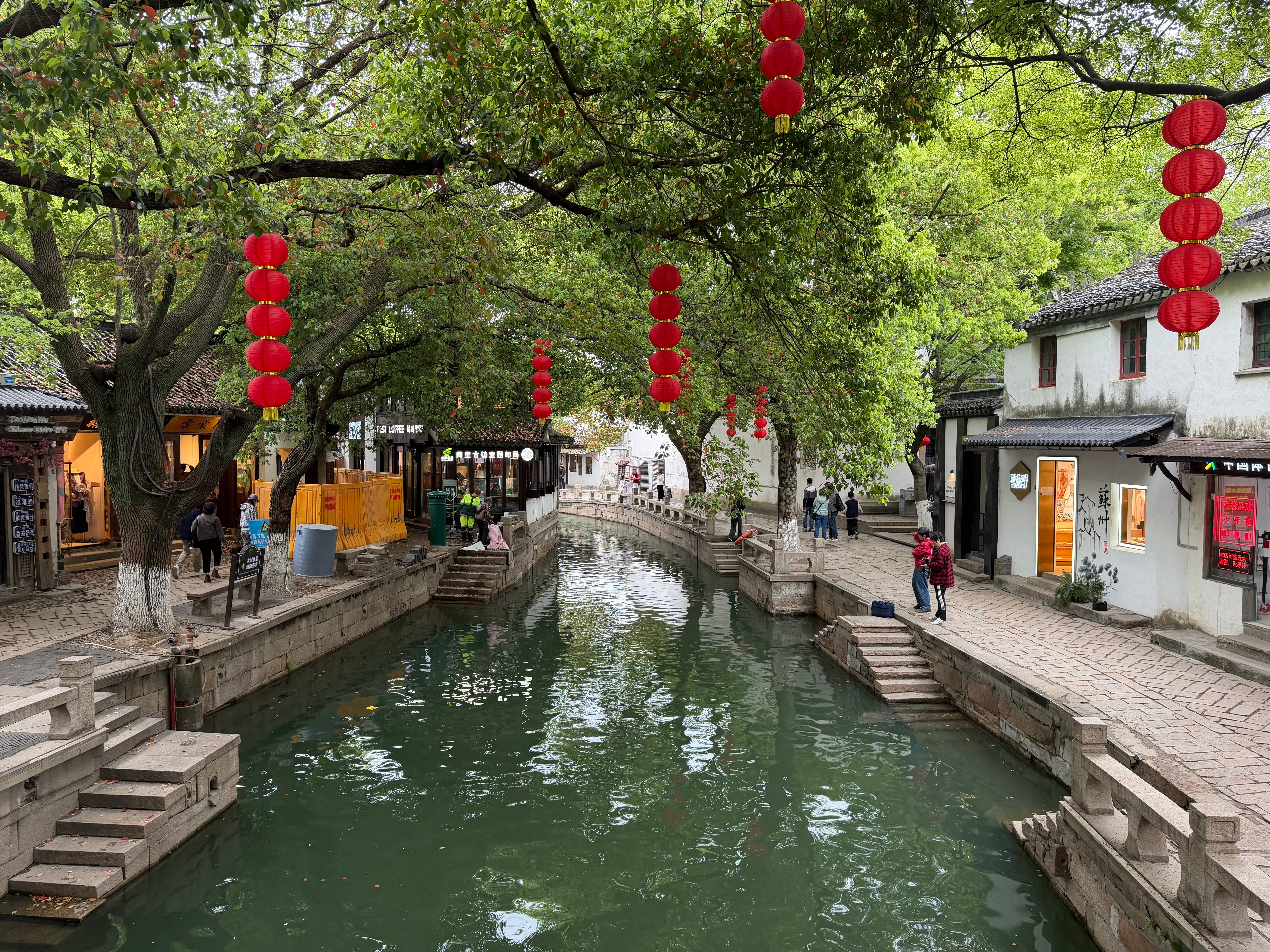 Tongli Water Town Guide 2026: Quieter Alternative to Zhouzhuang Near Suzhou