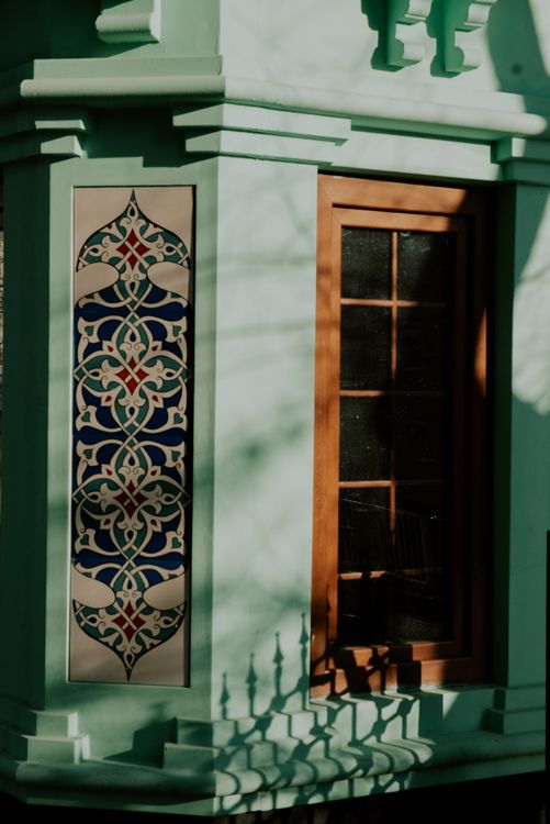 Turkish Window Shape Traditional Turkish Architecture Exterior in Sunlight · Free Stock Photo
