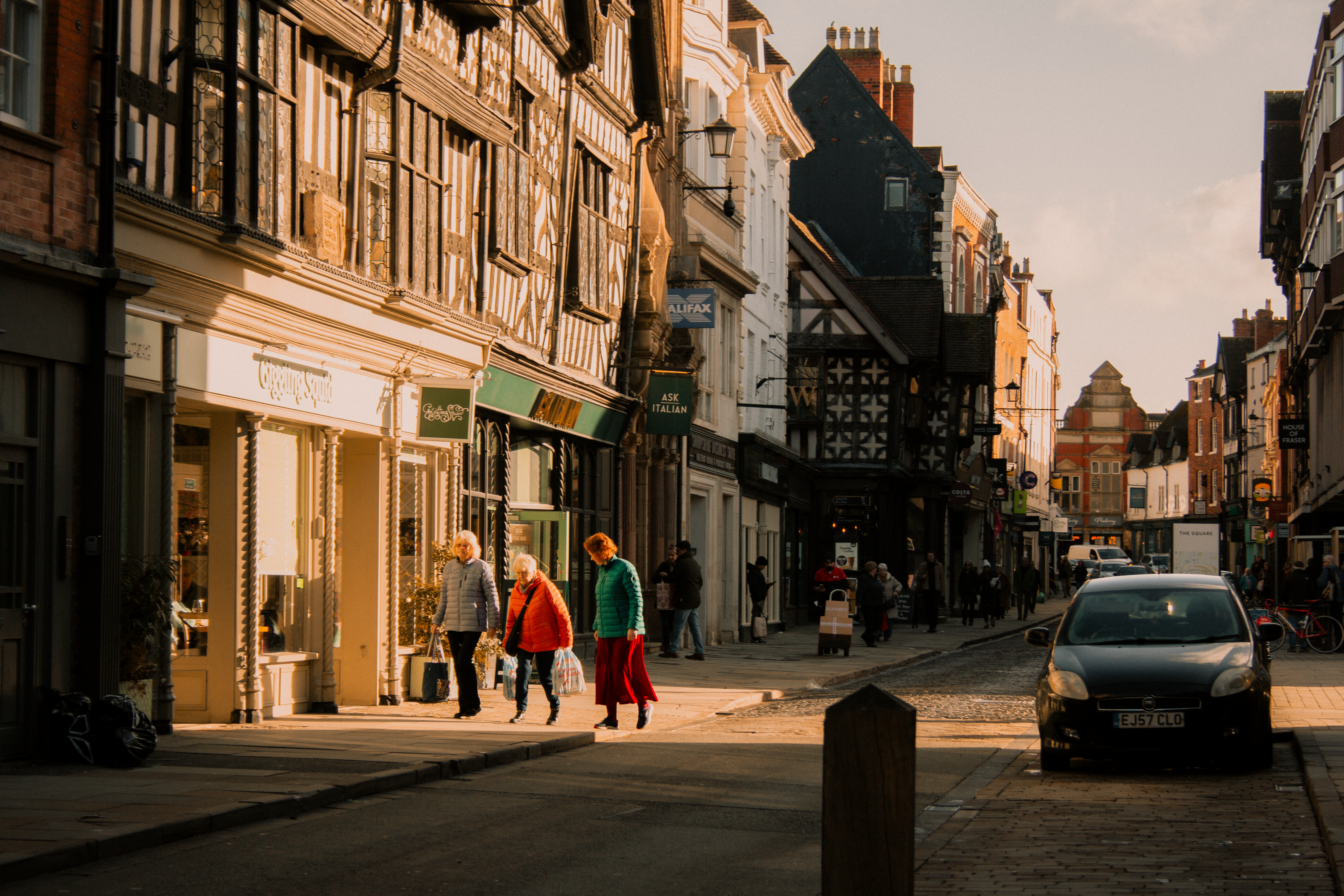 Broad Street in Reading town centre with shops and pedestrians