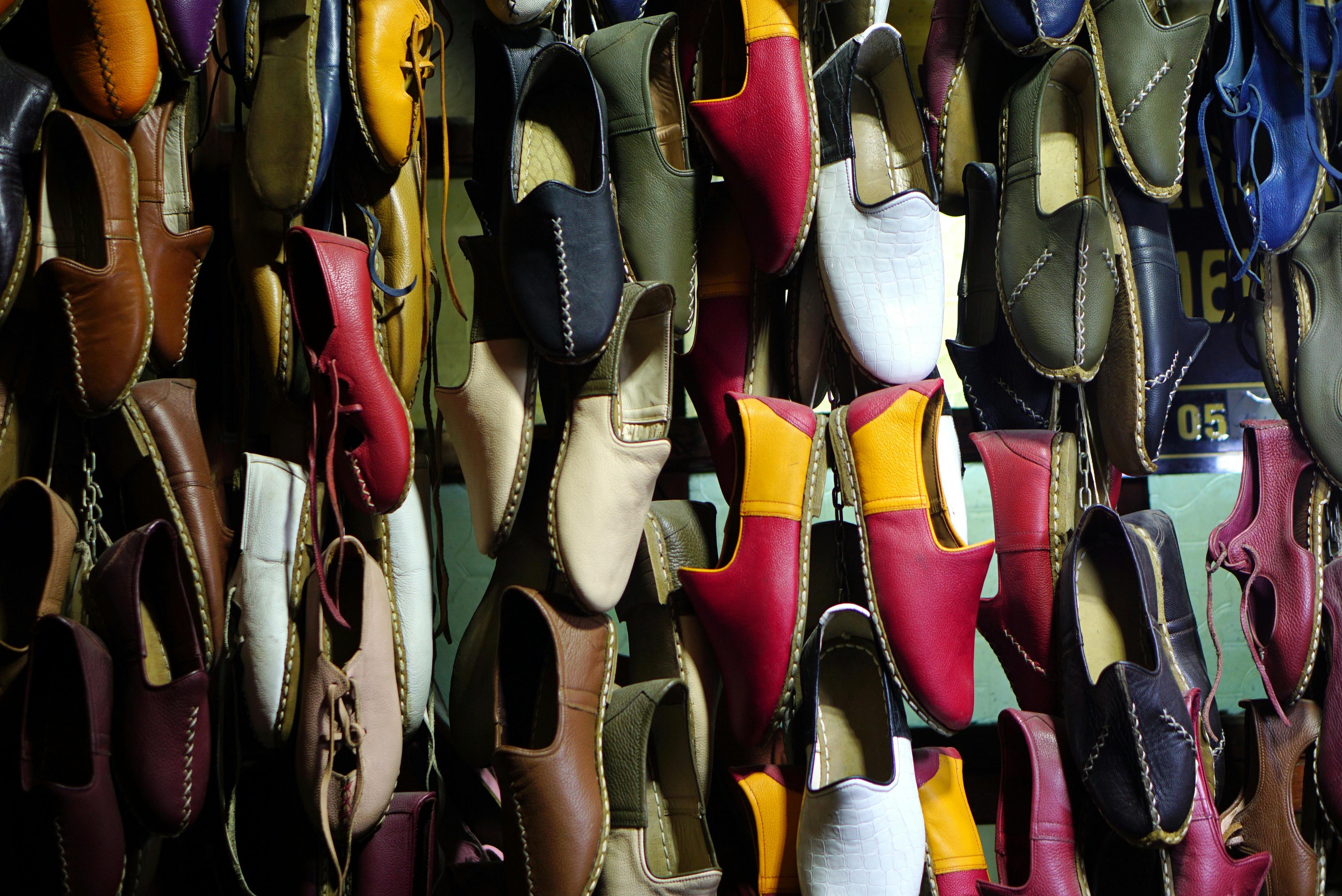 gardening shoes — Photo by Hasan Hüseyin  TURAN on Pexels