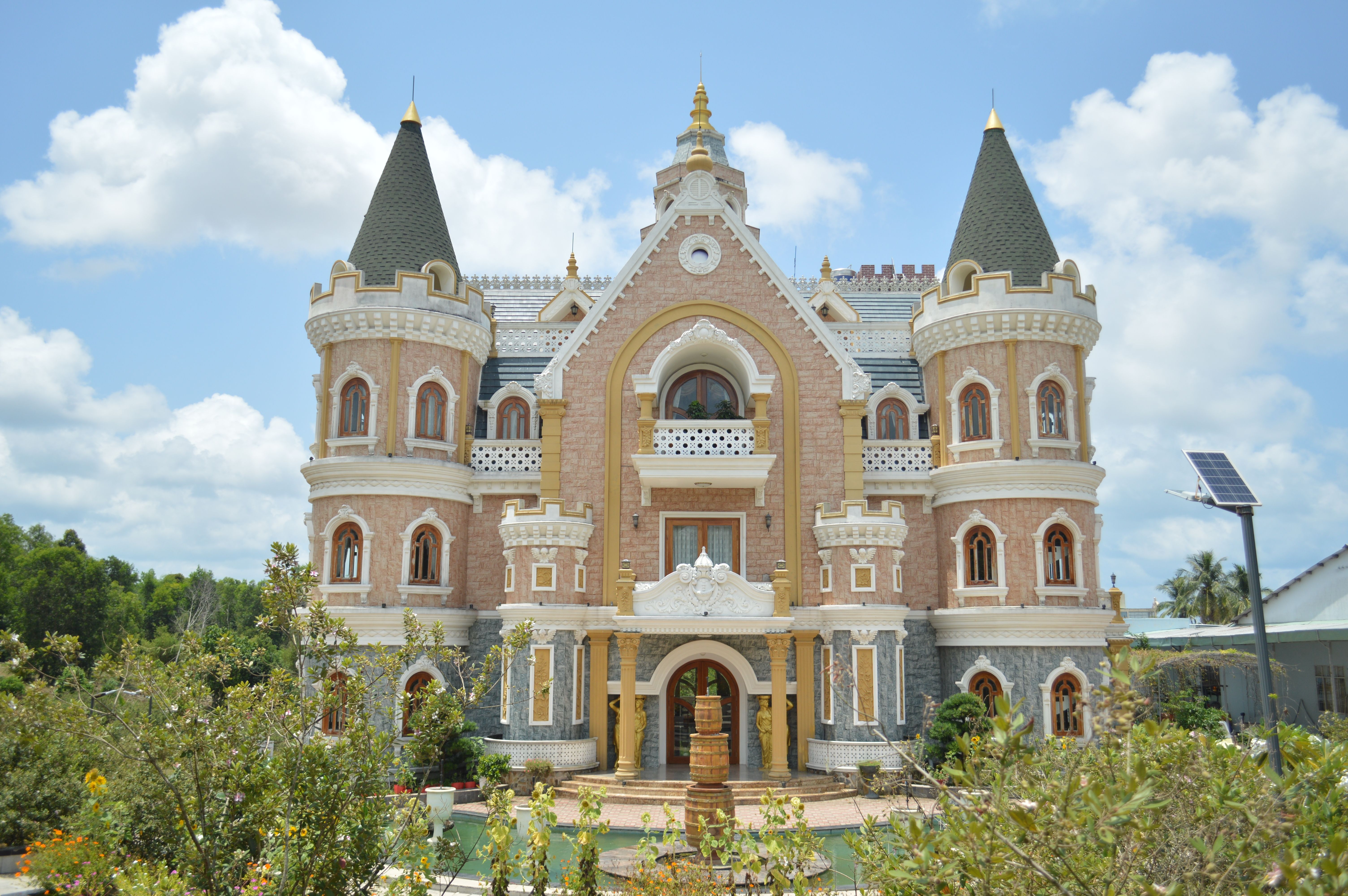 Marara Castle in Rwanda · Free Stock Photo