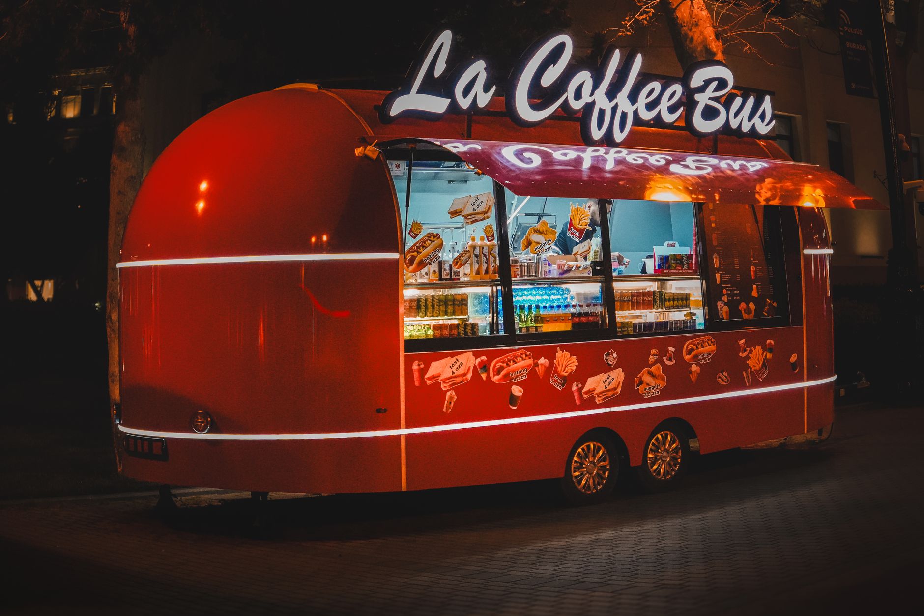 Trafic închis pe Kiseleff pentru Festivalul Food Truck