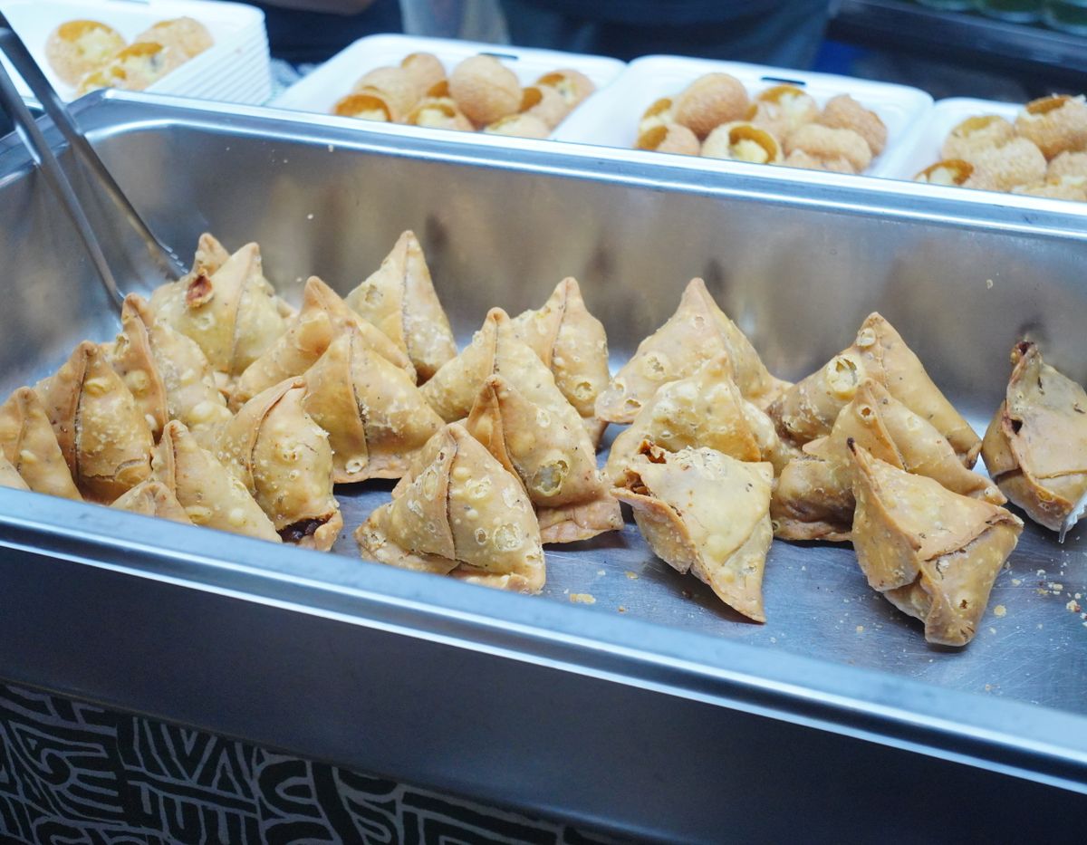 Tray of freshly made samosas