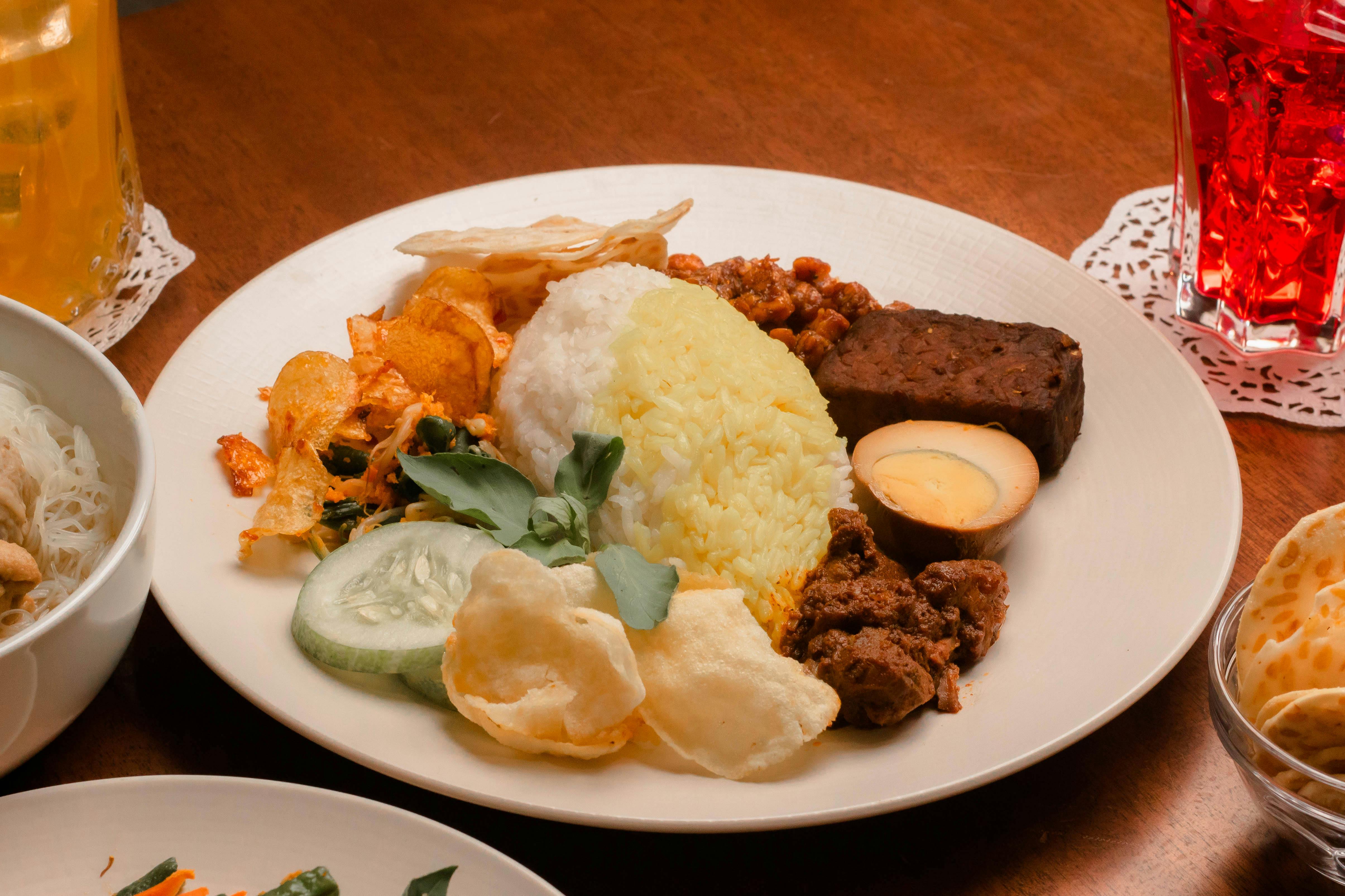 30 Easy Brown Rice Recipes That Are Healthy and Delicious — Photo by Teguh S on Pexels