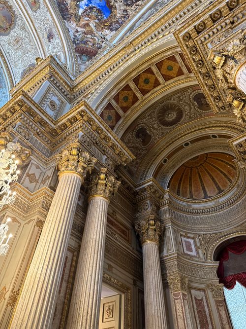 Free Intricate architectural details inside Dolmabahçe Palace, showcasing rich historical decor. Stock Photo