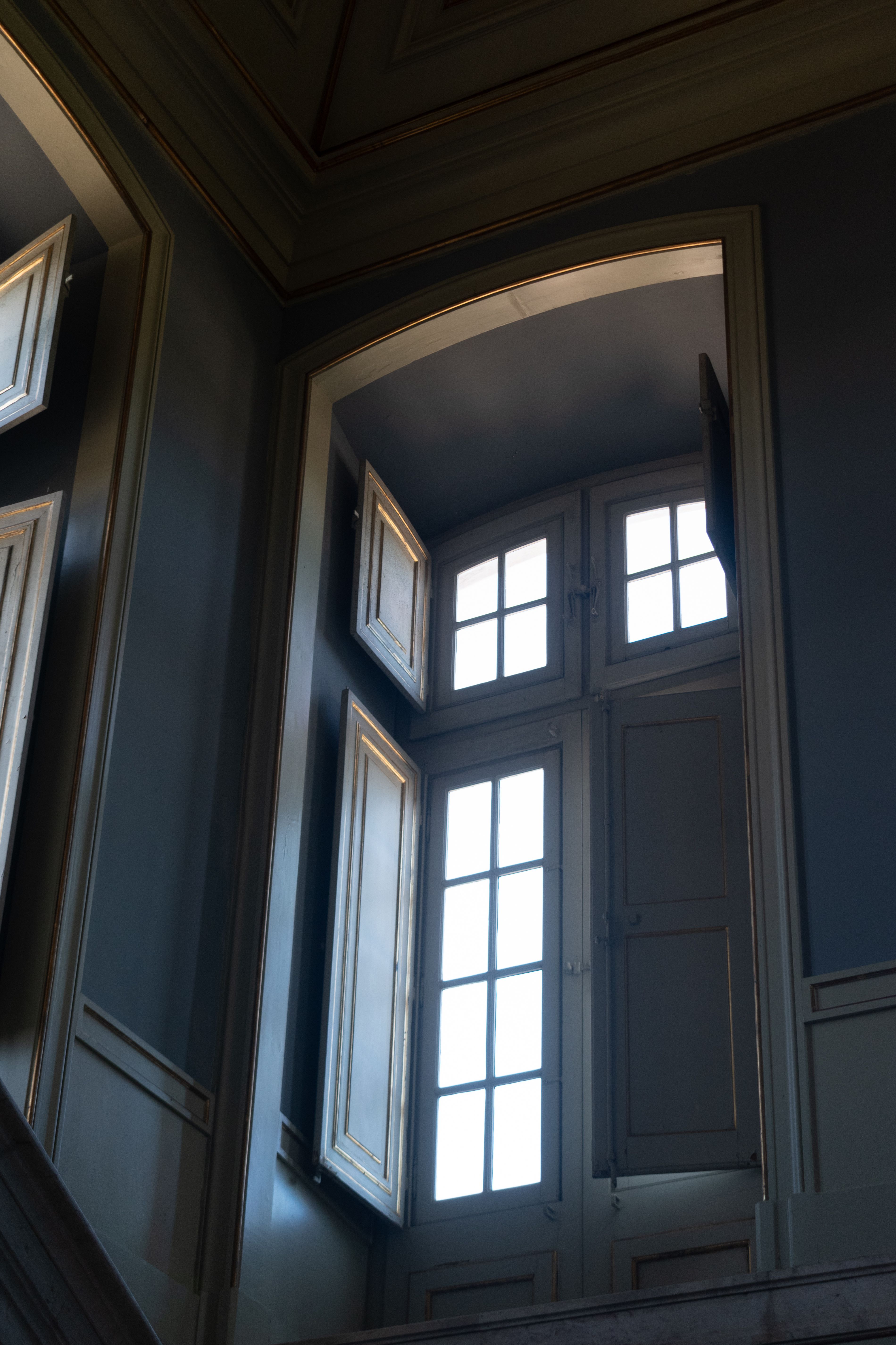 Elegant Arched Window in Classic Interior · Free Stock Photo