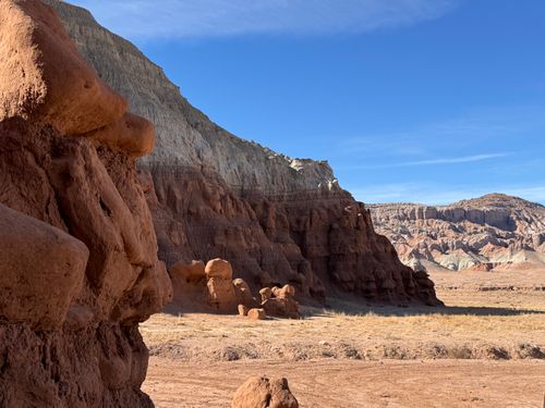 Free Dramatic red rock formations under a clear blue sky in Goblin Valley, Utah, USA. Stock Photo
