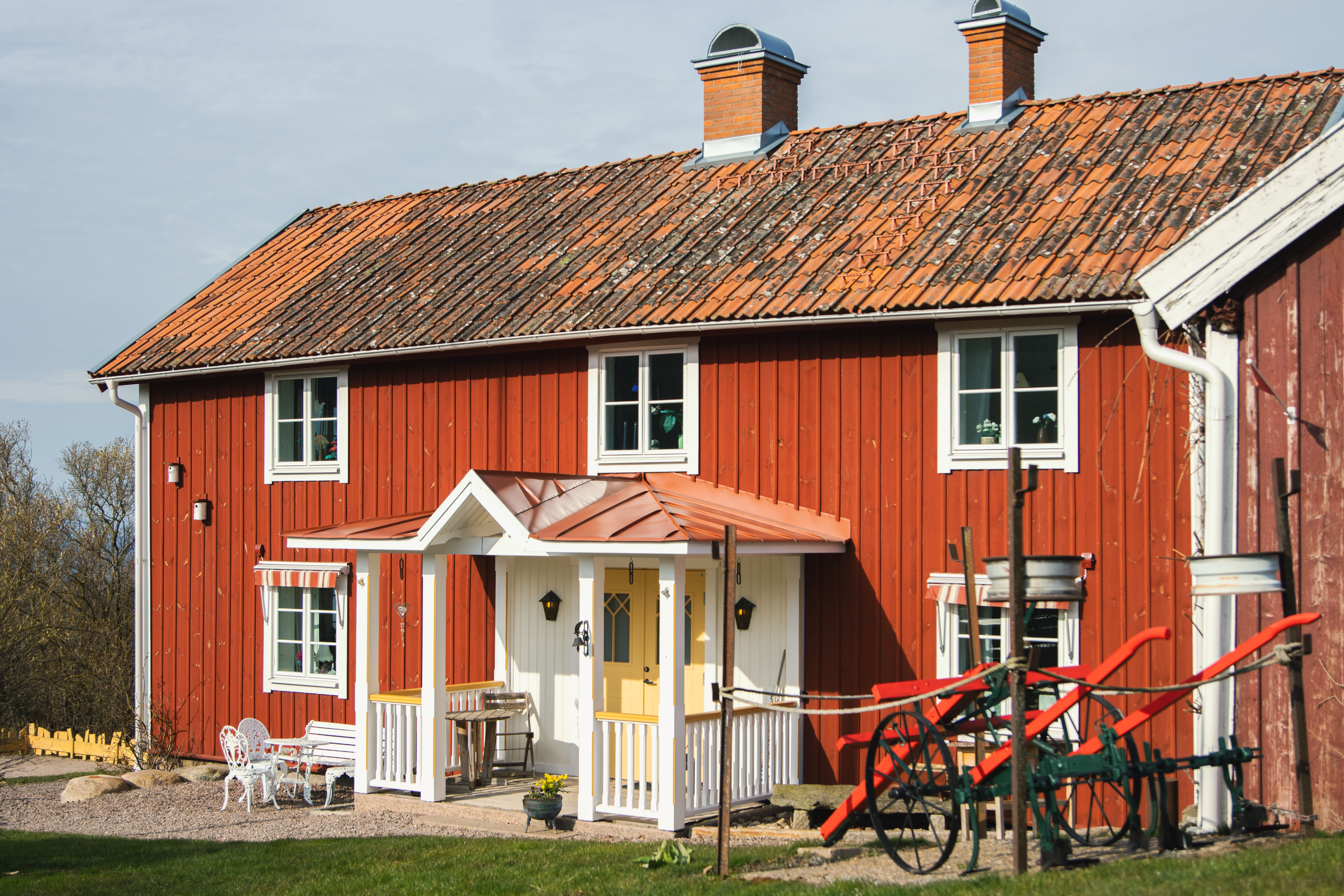 Exterior Painting in Hatch End — surfaces prepped and cut in by hand