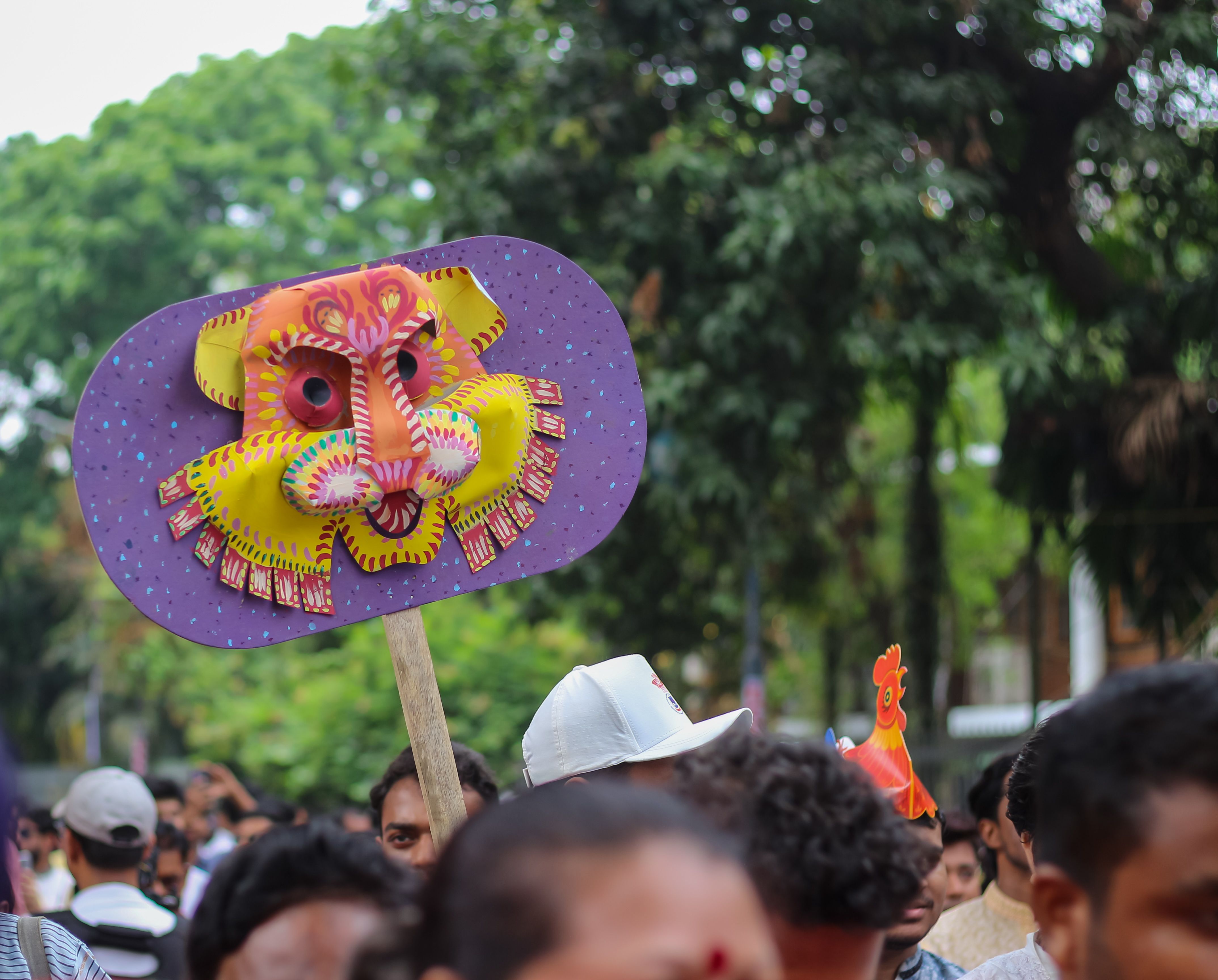 ঢাকায় পহেলা বৈশাখ উদযাপনের রঙিন মুখোশ ও শোভাযাত্রা