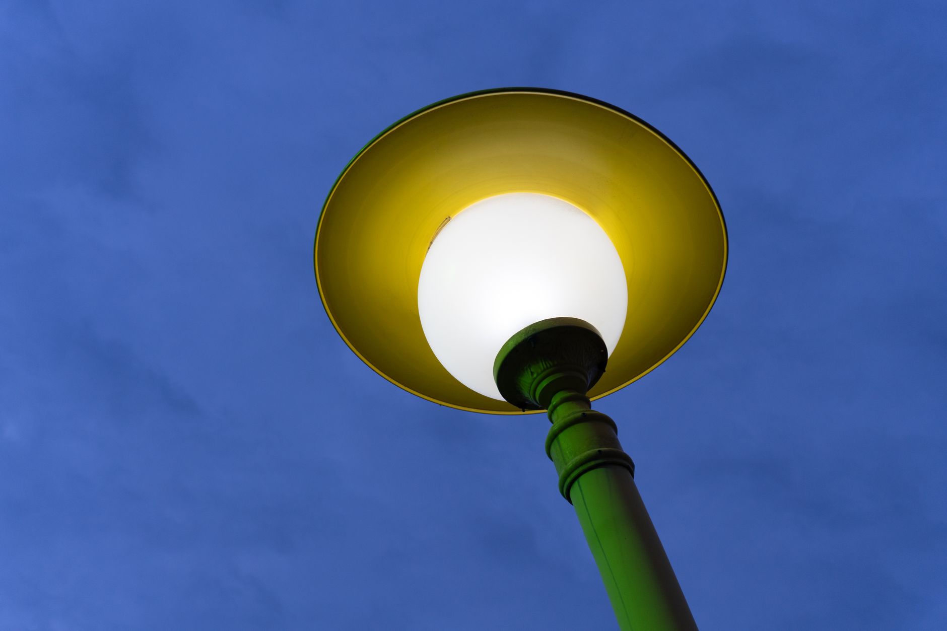 Sfaturi pentru economisirea energiei electrice în Timișoara