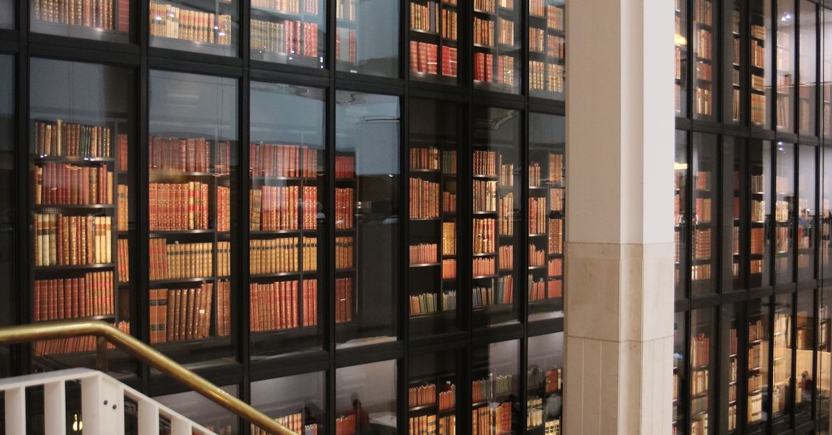 Las ocho bibliotecas más importantes por tamaño de colección y diversidad temática Las ocho bibliotecas más importantes por tamaño de colección y diversidad temática