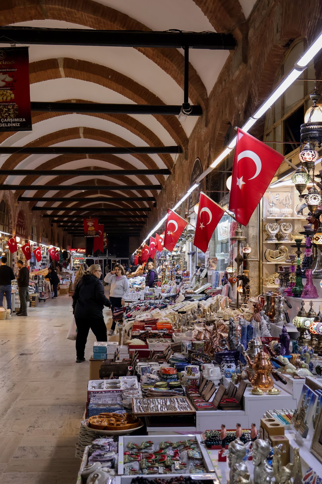 Bursa hanları ve çarşıları