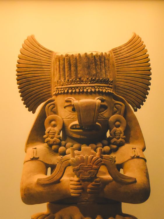 Aztec Figurehead Ancient Aztec Figurine with Intricate Headgear · Free Stock Photo