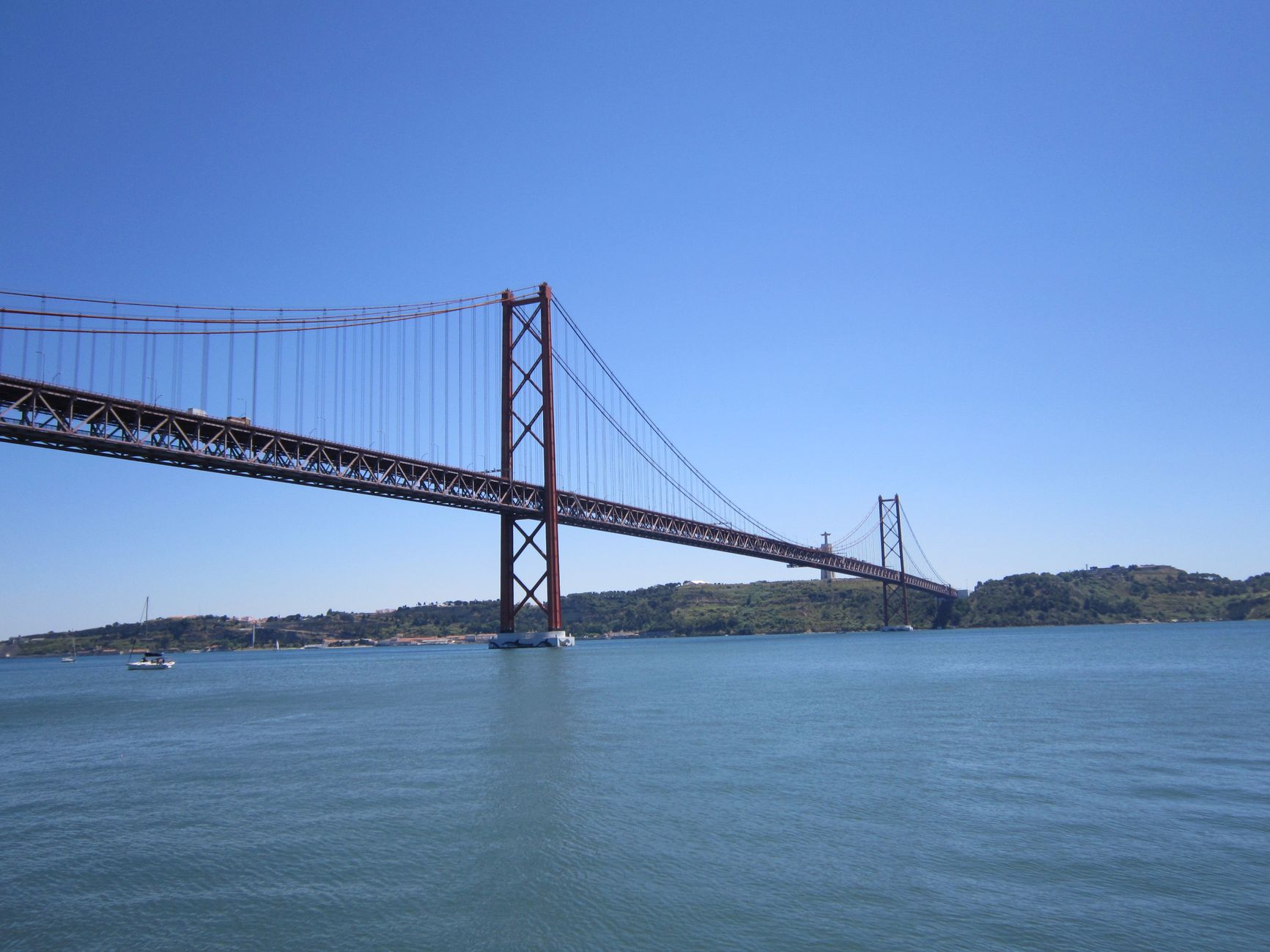 Ponte Torta: Motorista é preso após tentar cruzar estrutura interditada com carreta na BR-265