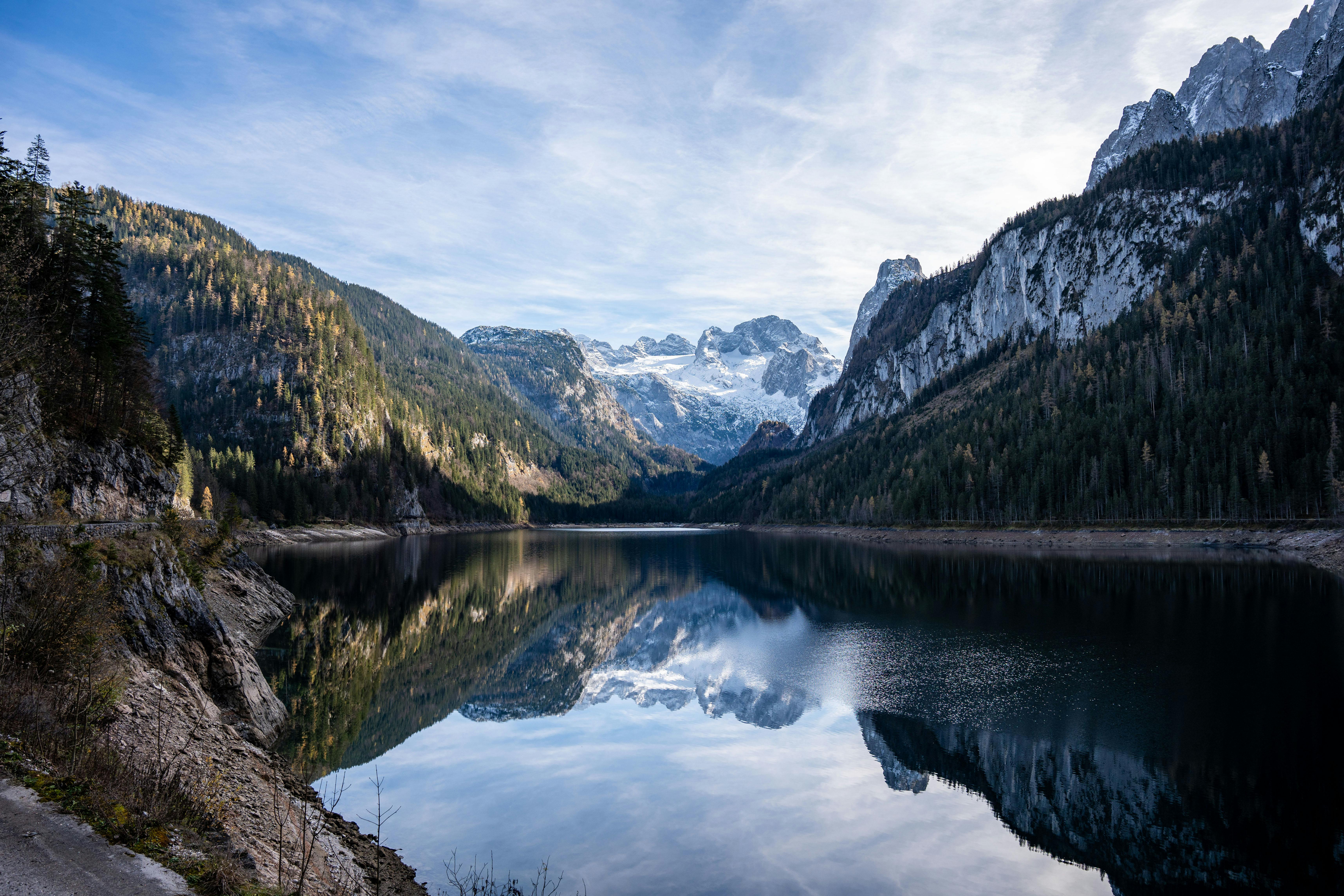 10 Destinations Énergisantes pour vos Escapades Actives