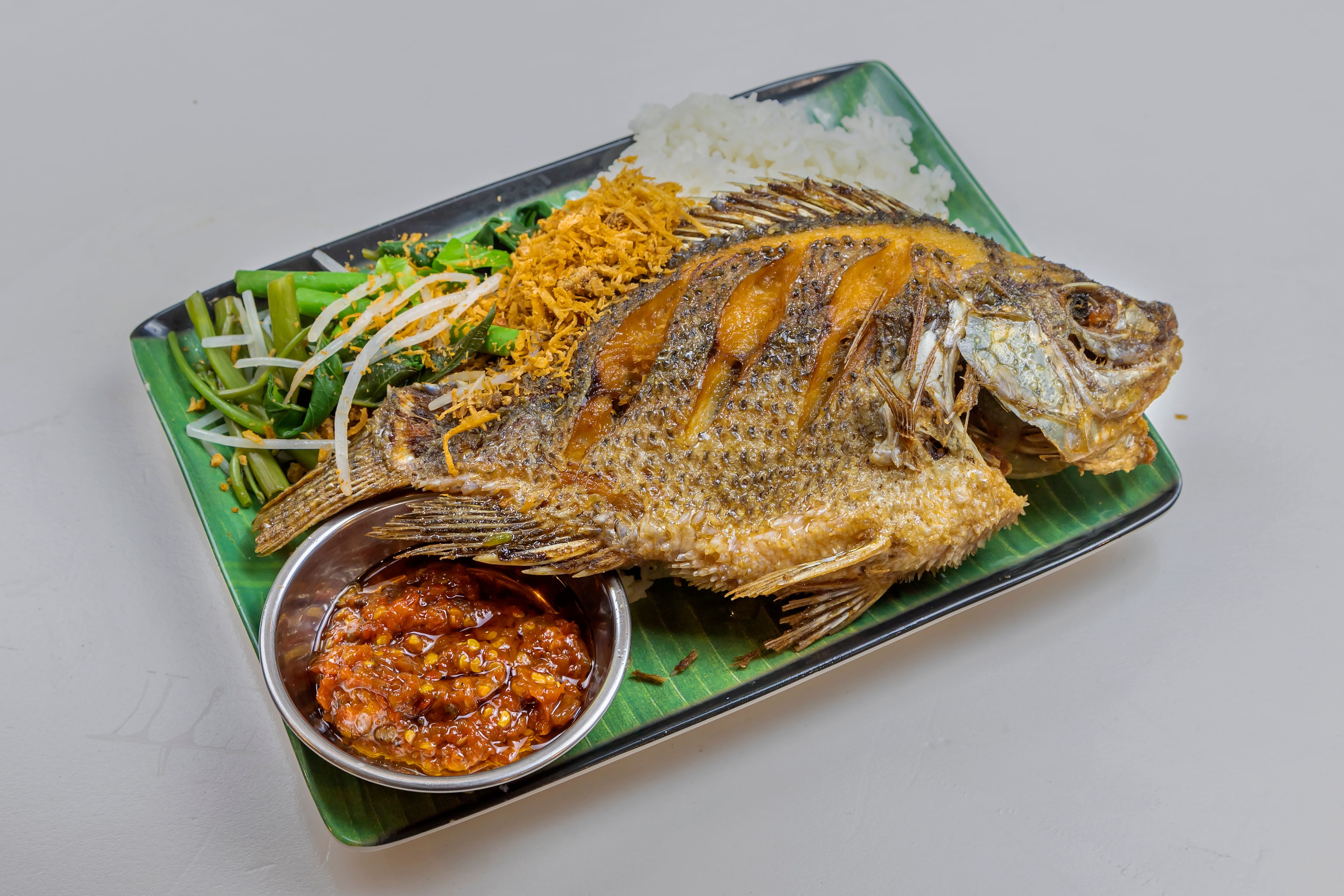 Crispy Fried Fish with Traditional Indonesian Sides