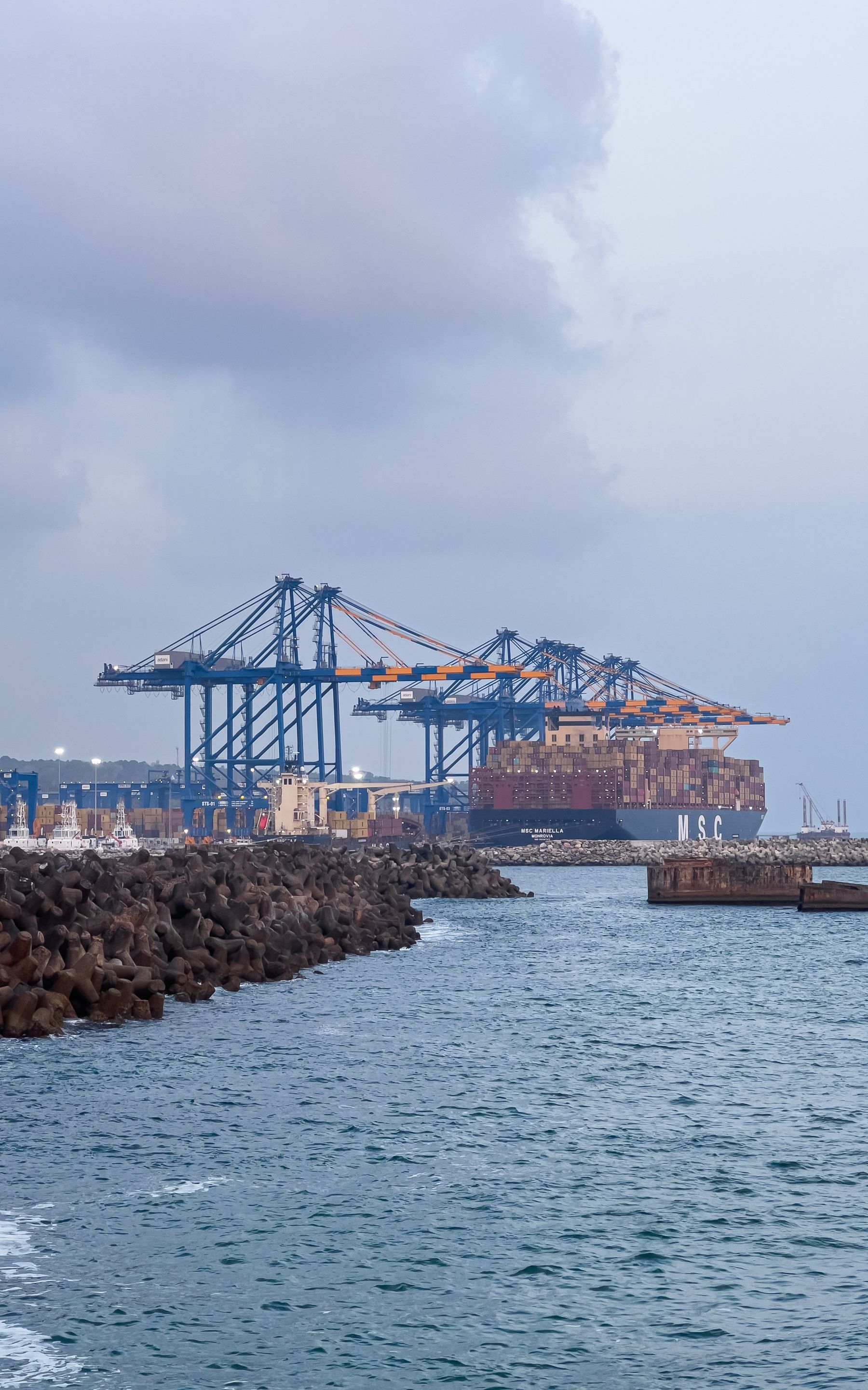 Modern commercial port
