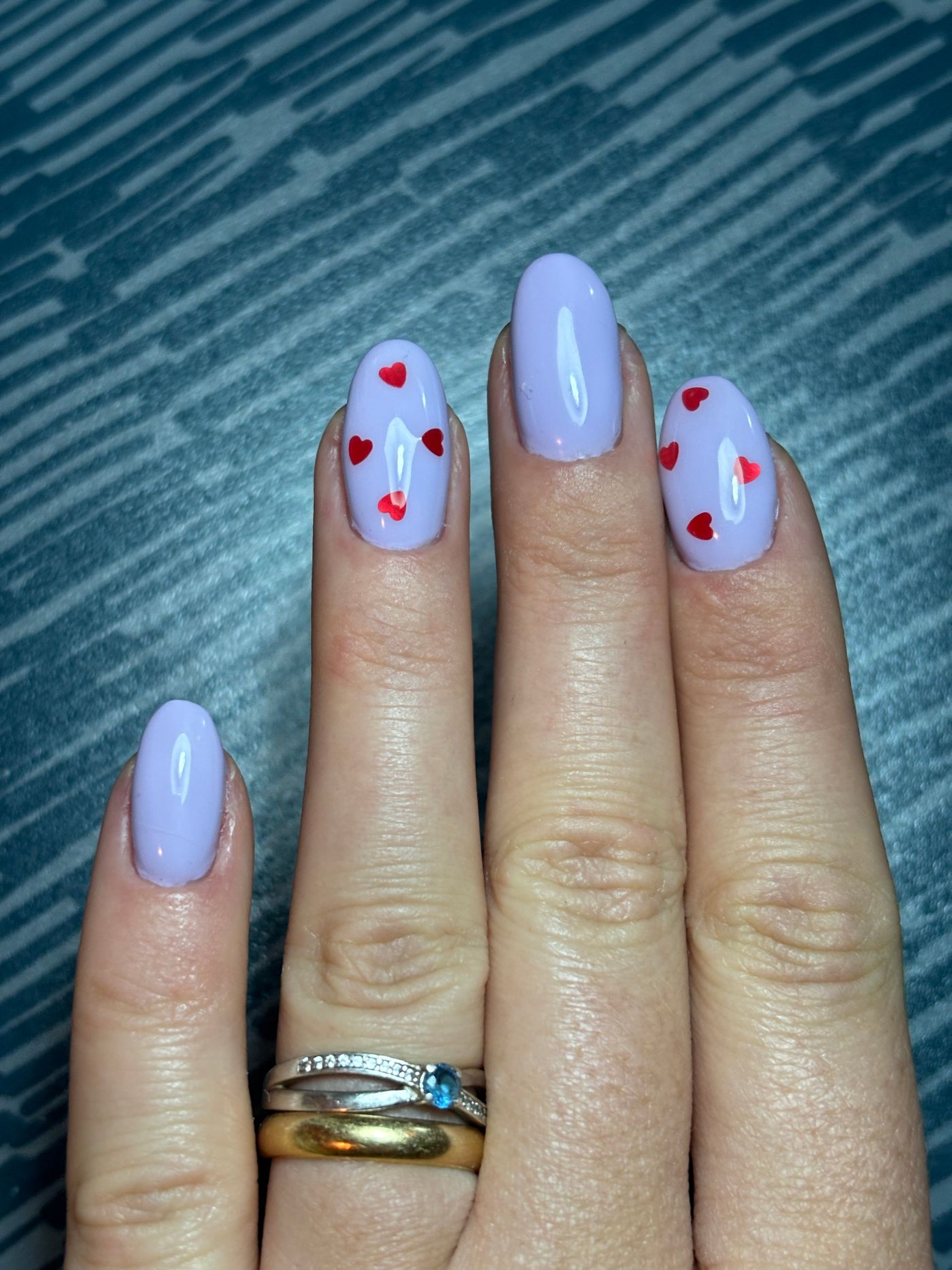 Pink mini-heart manicure reference