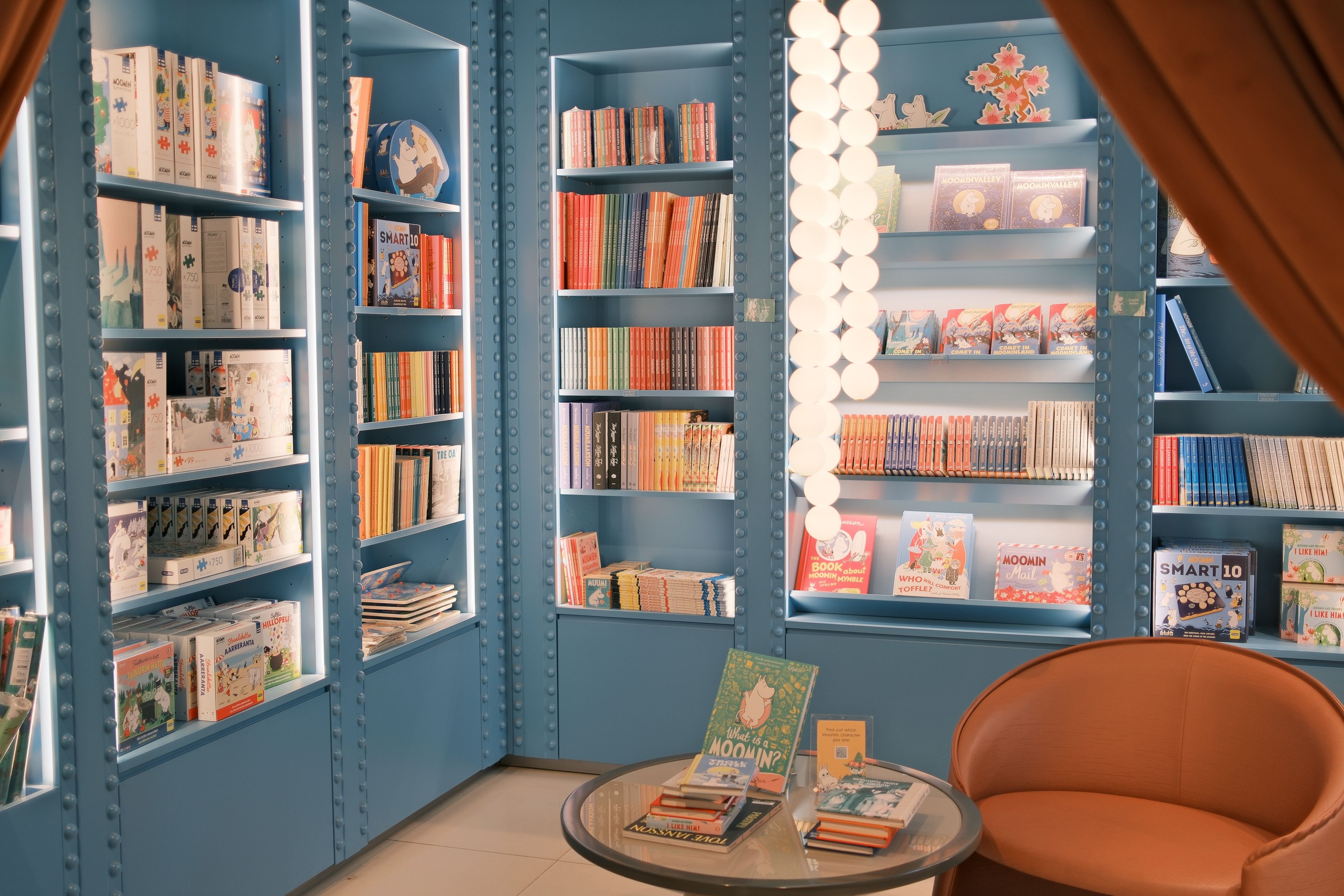 Colorful Children's Bookstore Interior with Bookshelves · Free Stock Photo