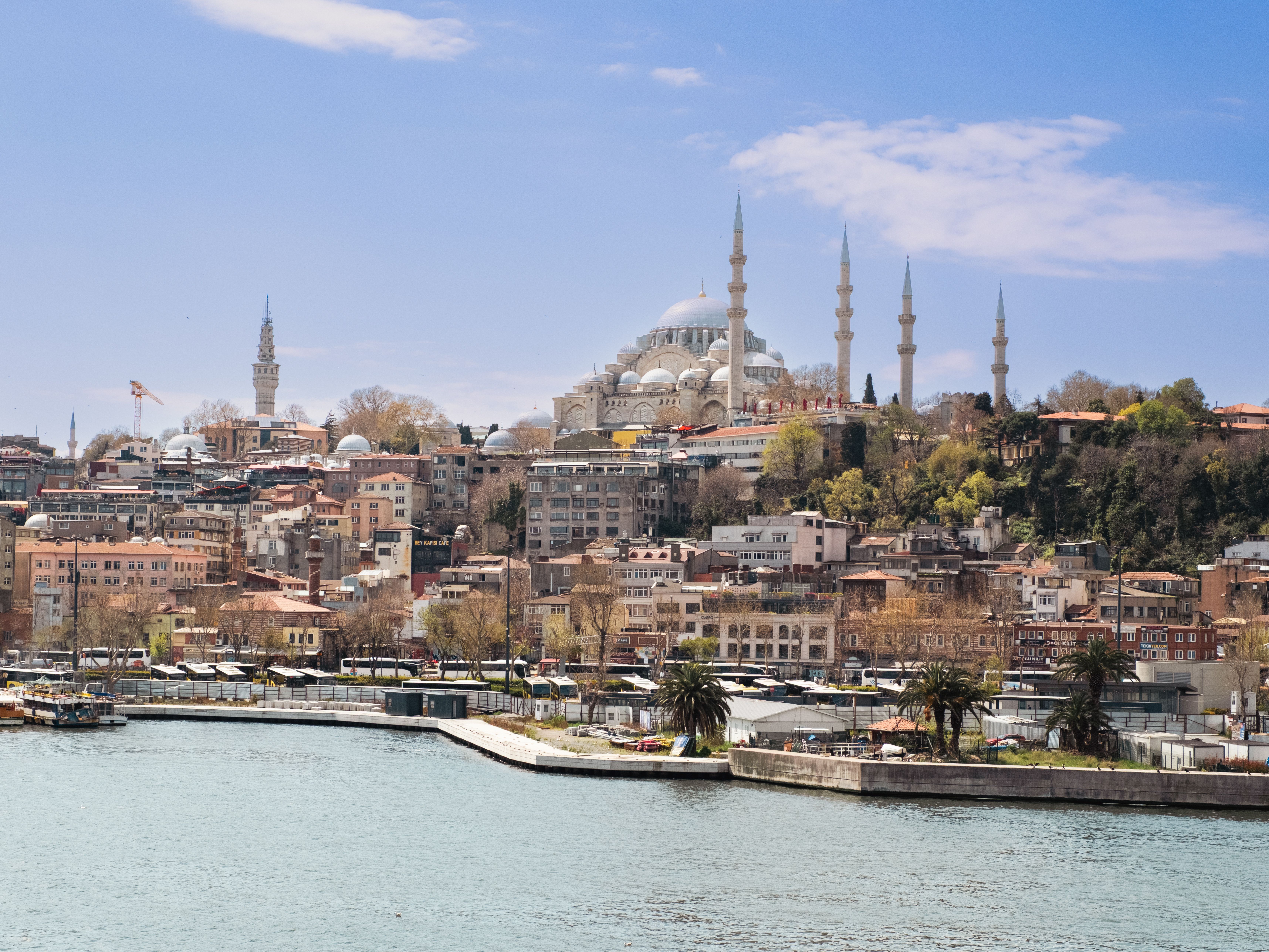 19 Under-the-Radar Spring Travel Deals Worth Booking Now — Photo by Hale Ş on Pexels