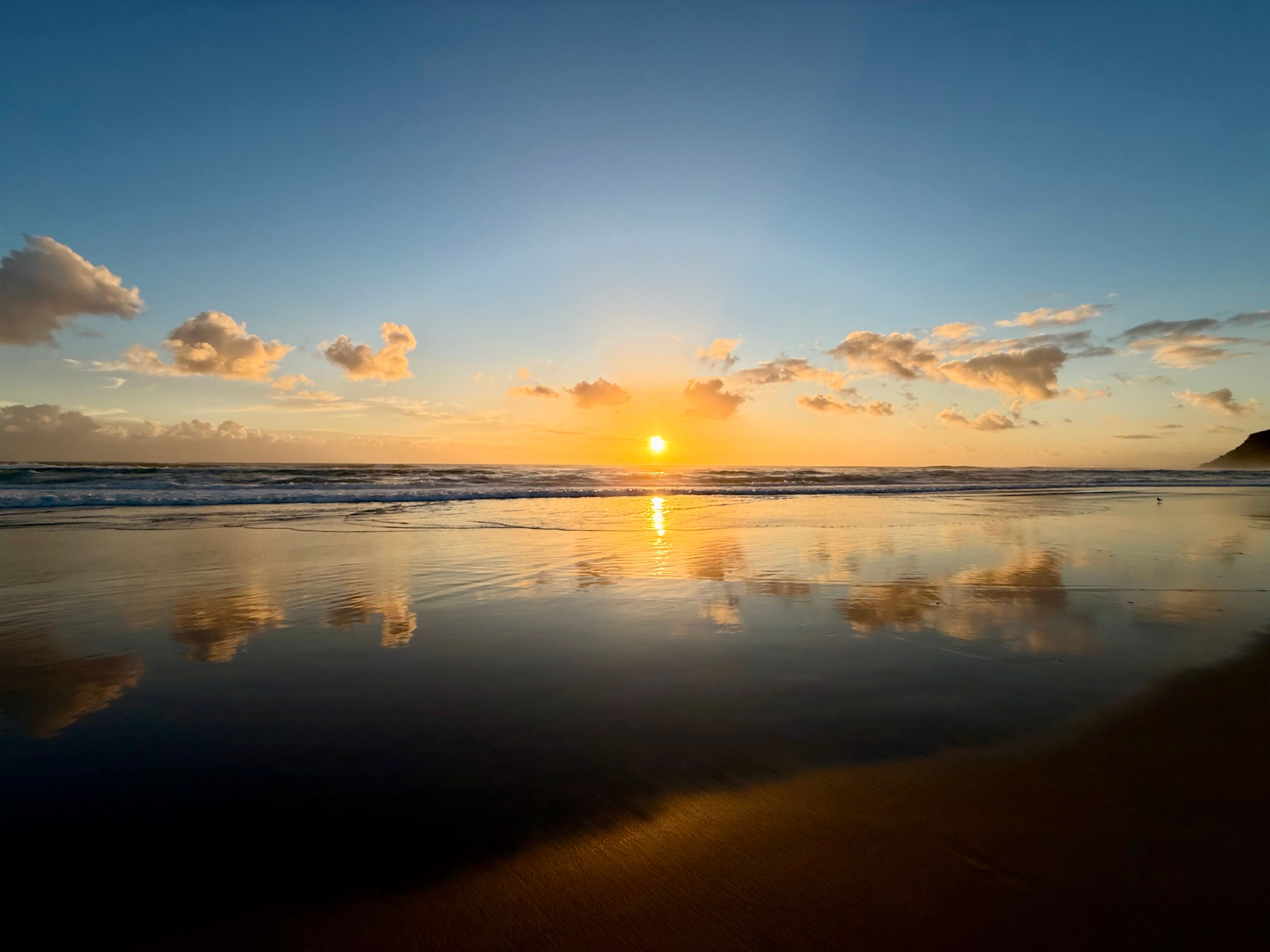 Sunrise over Port Phillip Bay viewed from the Esplanade at Mount Martha