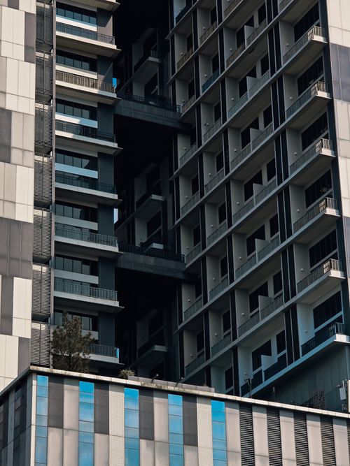 Free Sleek modern high-rise building facade in Jakarta, capturing urban architectural detail. Stock Photo