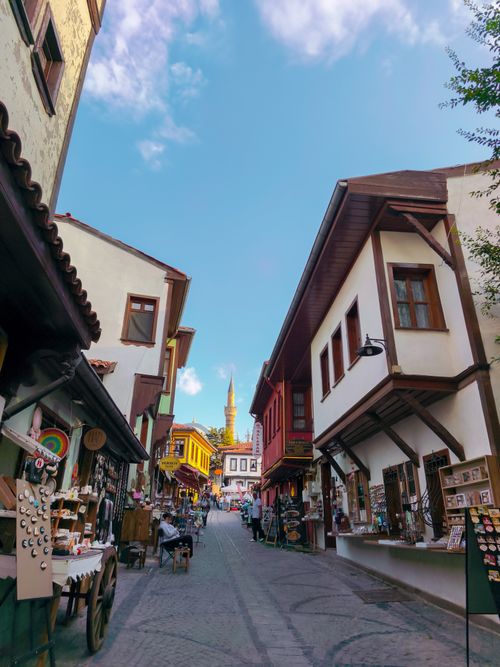 Free Colorful Ottoman-style street in Eskişehir's Odunpazarı district, showcasing traditional architecture. Stock Photo