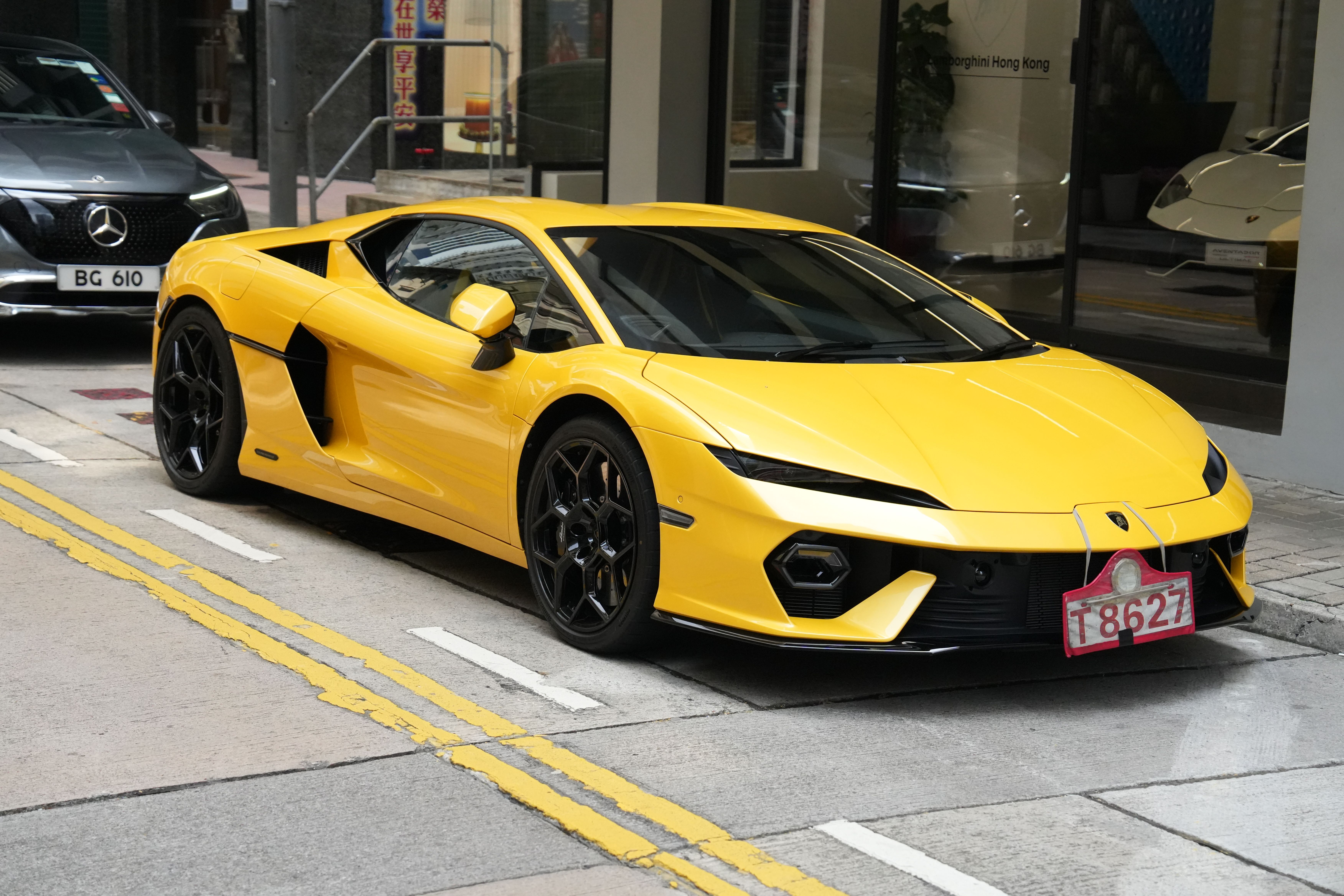 Changan Automobile Advances in Hong Kong Listing Plans