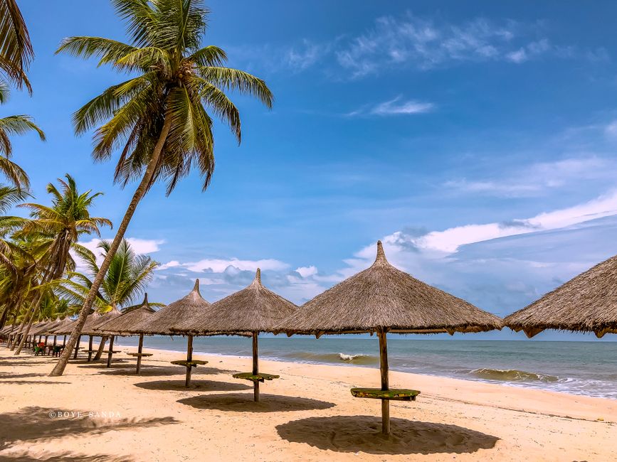 Salaires a Lome en 2026 : Grille Complete par Secteur