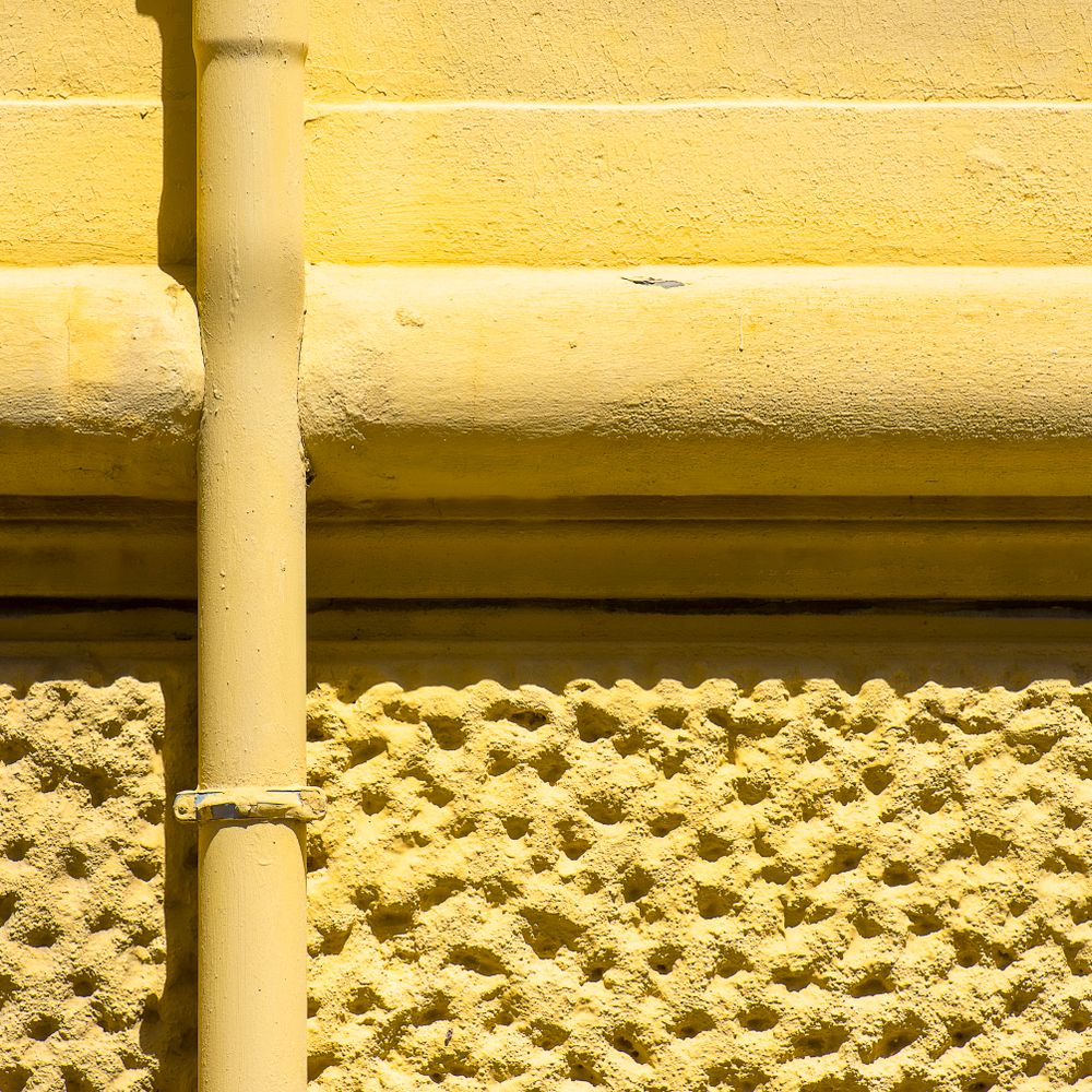 Painters and Decorators in Archway — dust sheets down and the room fully protected