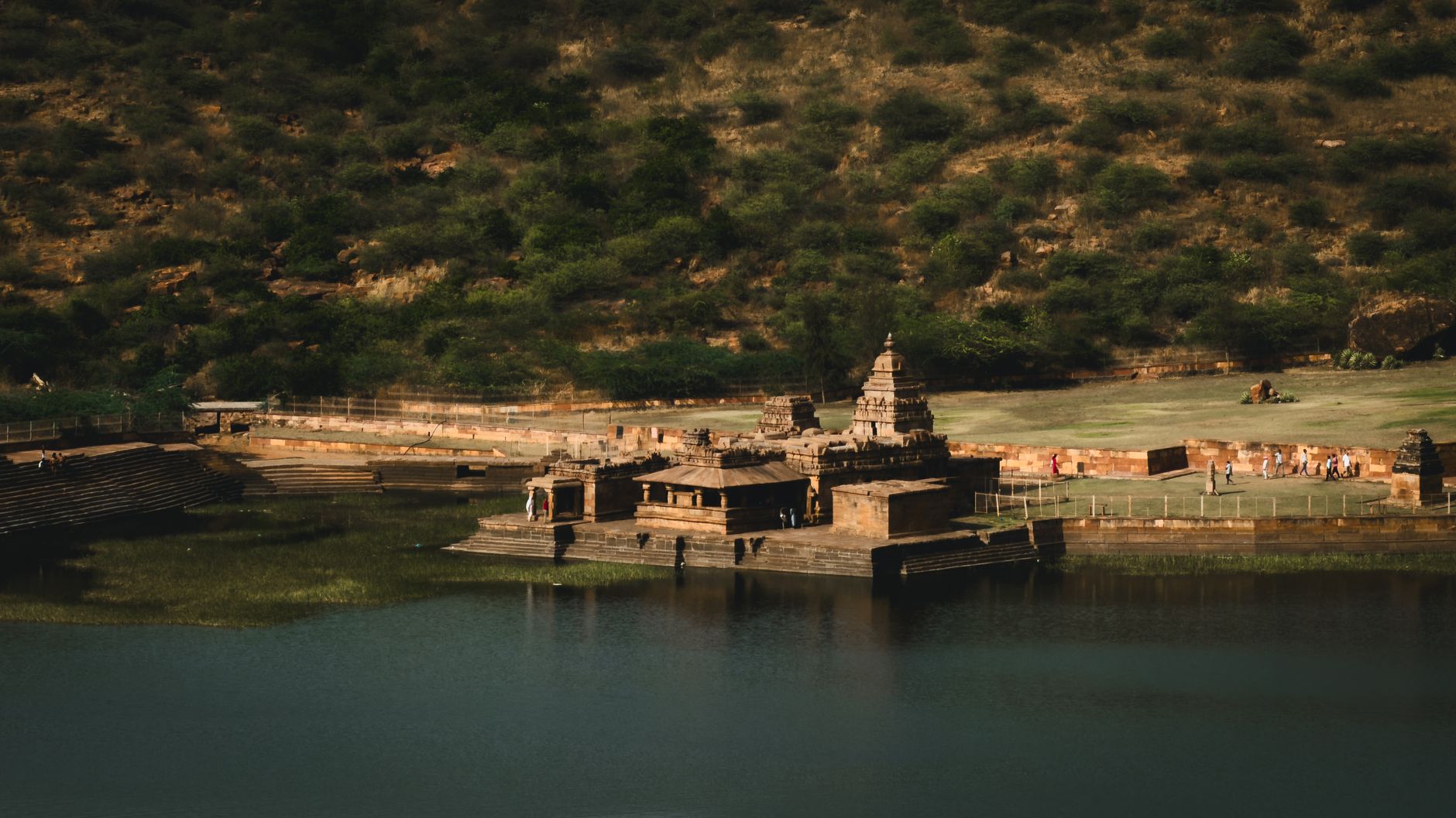 Things to Do in Badami: Attractions and Local Tips