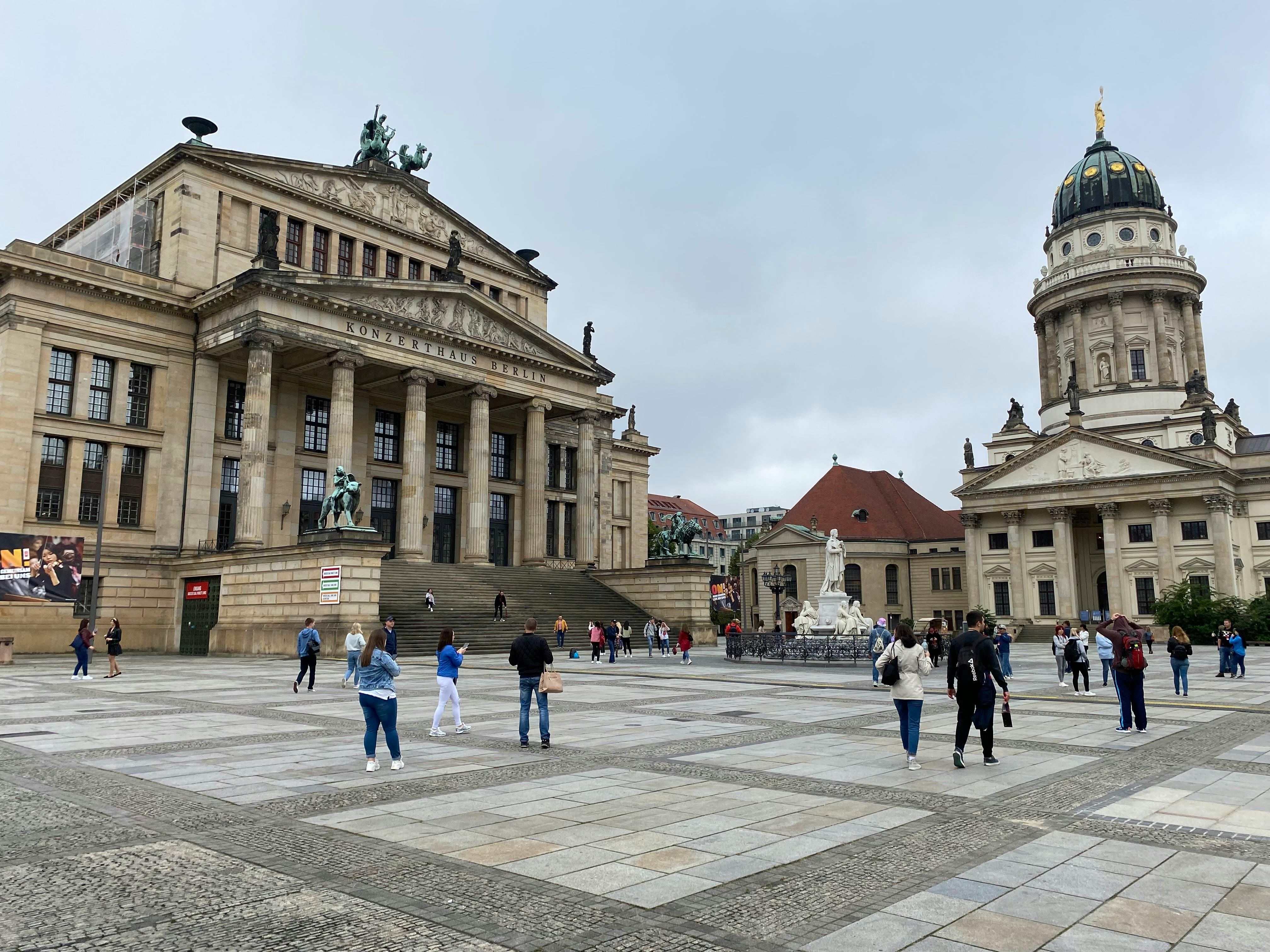 immigration lawyer berlin — Photo by Oleksandr Petroniuk on Pexels