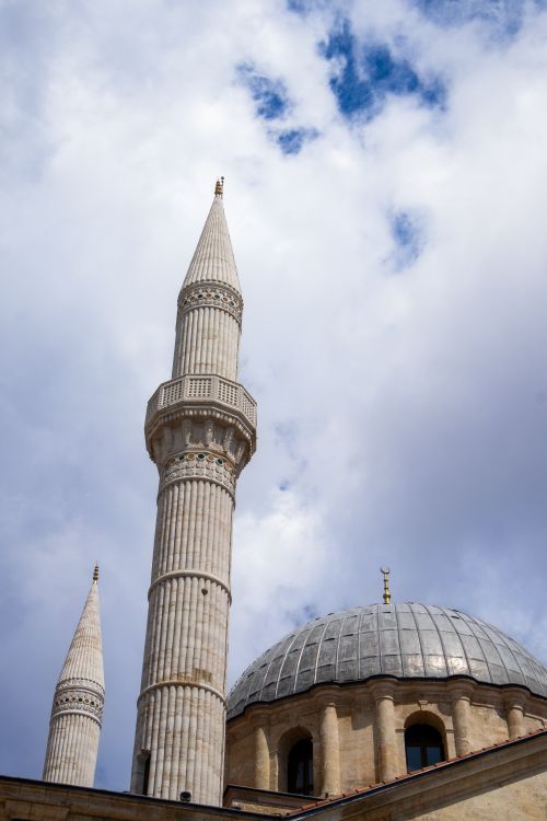 Free Historic mosque in Gaziantep with minarets and dome under a vibrant blue sky. Stock Photo