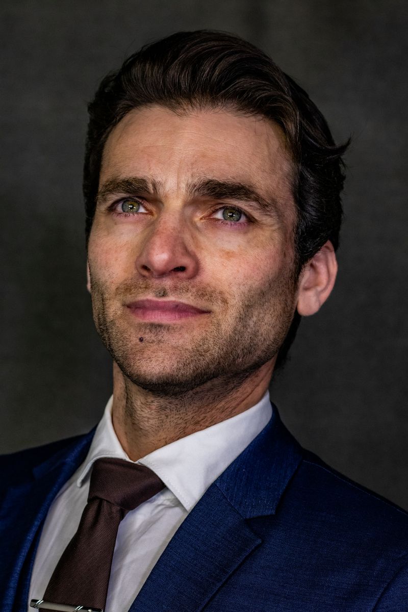 Victor Hale, Litigation Attorney