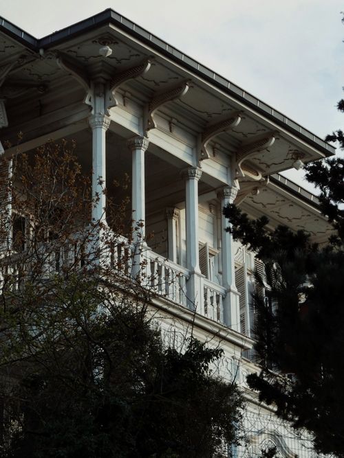 Free Captivating view of an Ottoman-style mansion in Istanbul, showcasing intricate architectural details. Stock Photo
