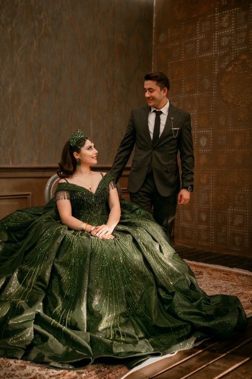 Met Gala Green Dress Photos, Download The BEST Free Met Gala Green Dress Stock Photos & HD Images Met Gala Green Dress Photos, Download The BEST Free Met Gala Green Dress Stock Photos & HD Images